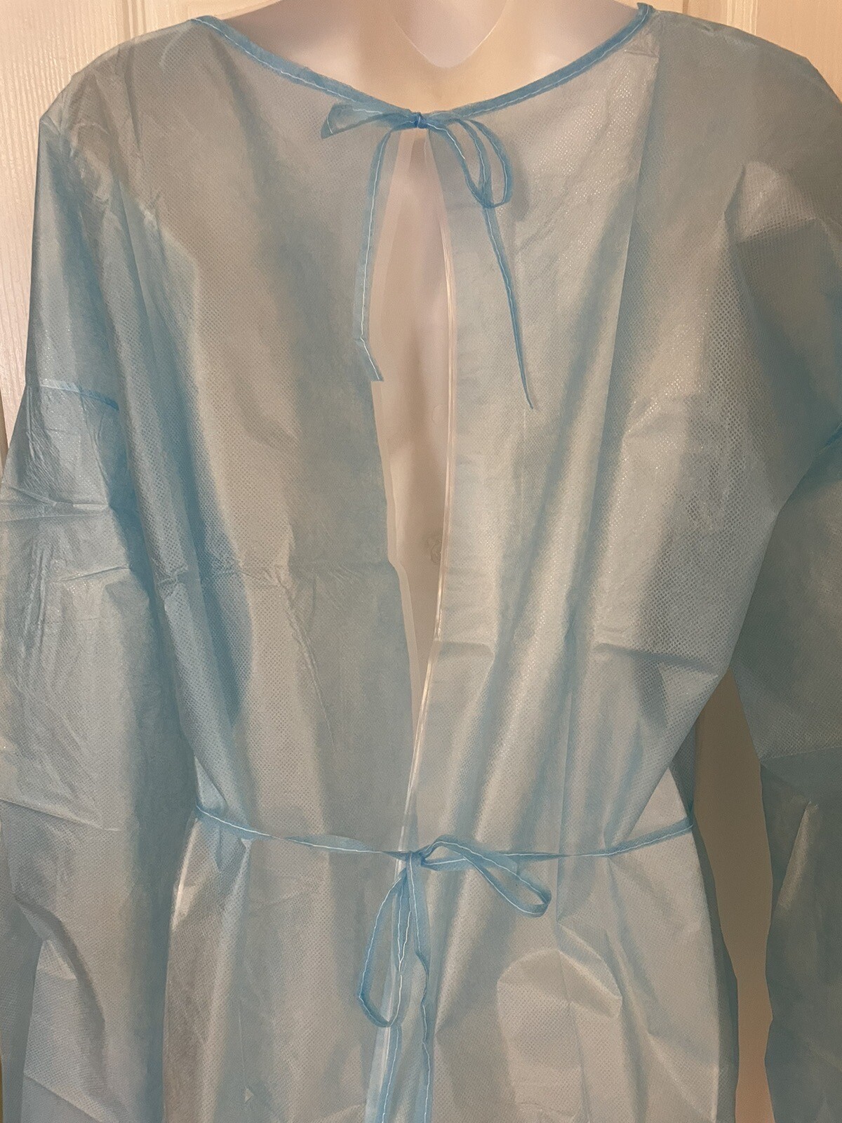 Isolation Gown PP+PE Laminated Long Sleeve, Knitted Cuff 2 Pkgs 20 gowns 24.89
