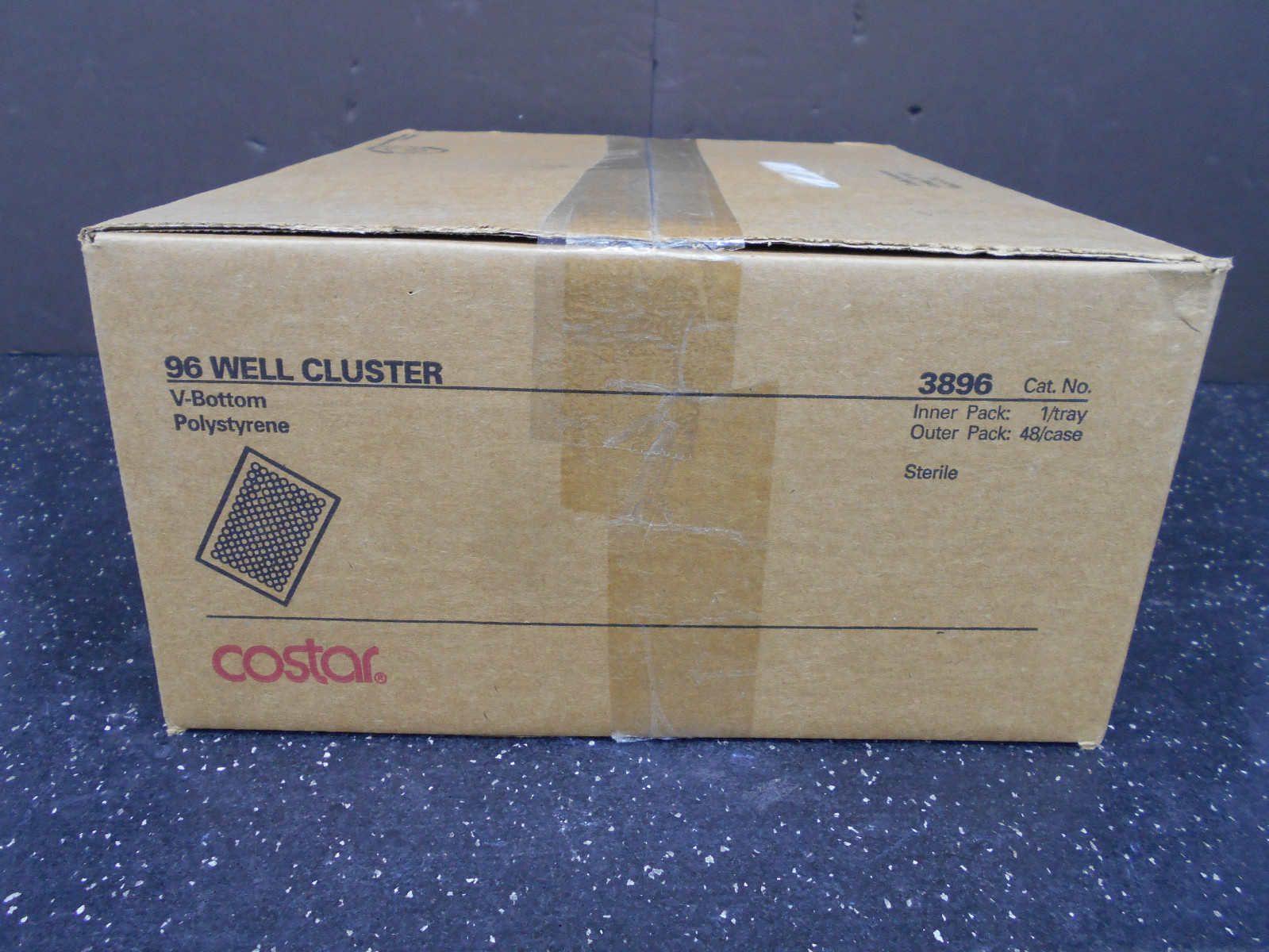 CORNING COSTAR 3896 96 WELL ASSAY PLATE V-BOTTOM NO LID NOT TREATED 48/CS