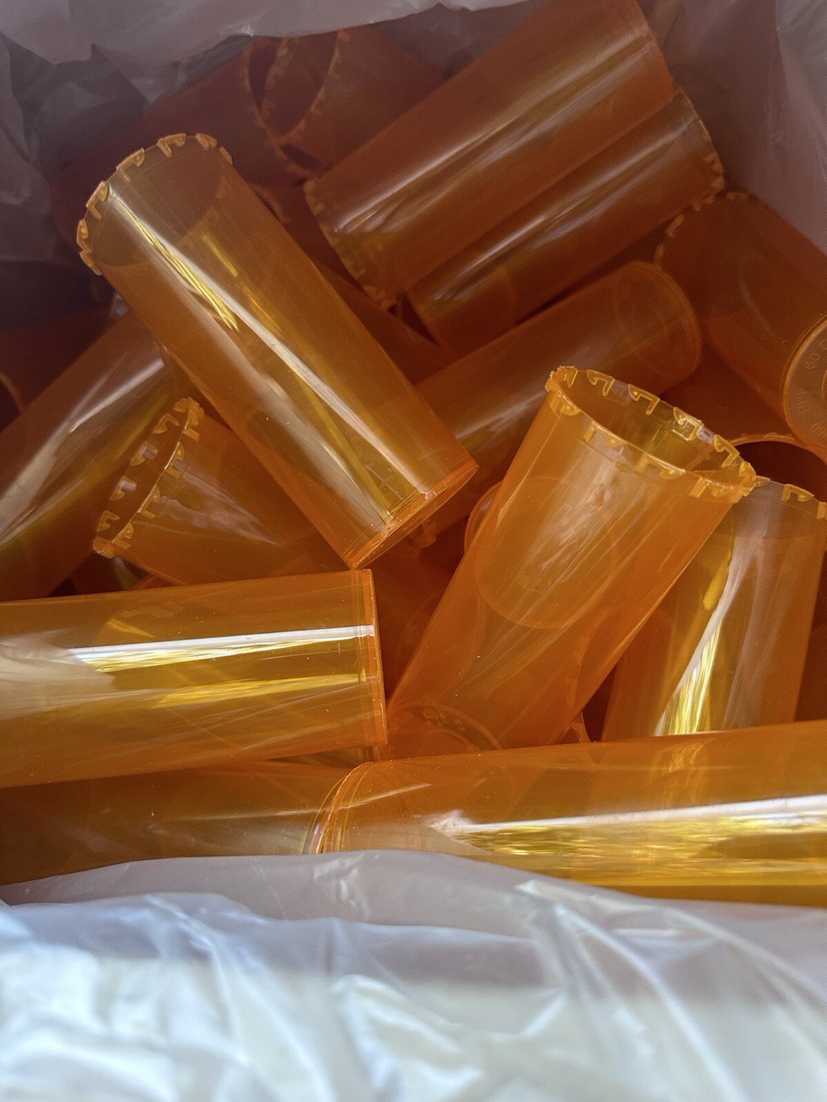 Berry Plastic Dram Vials 60/case, Lids Included Light Amber Plastic Lot of 60