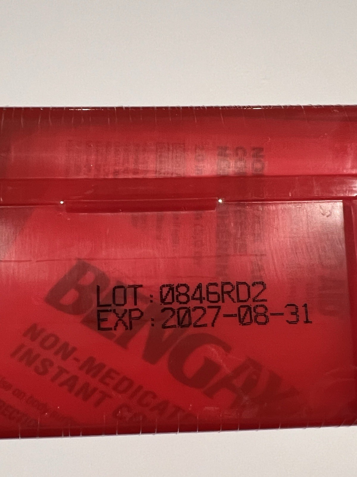 Johnson & Johnson Brand New Portable Compact First Aid Kit 160 pc Exp 8/27