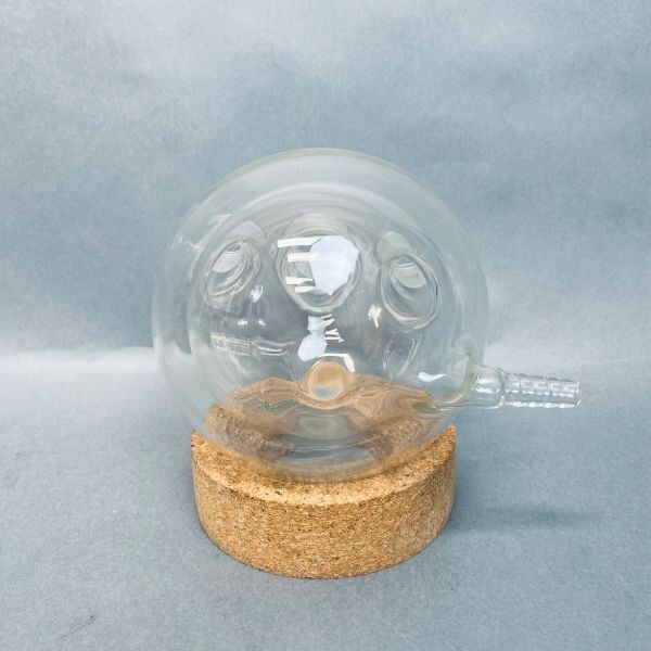 Chemglass Round Bottom Flask 3 Neck 29/42 CN 24/40 SN Heavy Wall 500mL Jacketed
