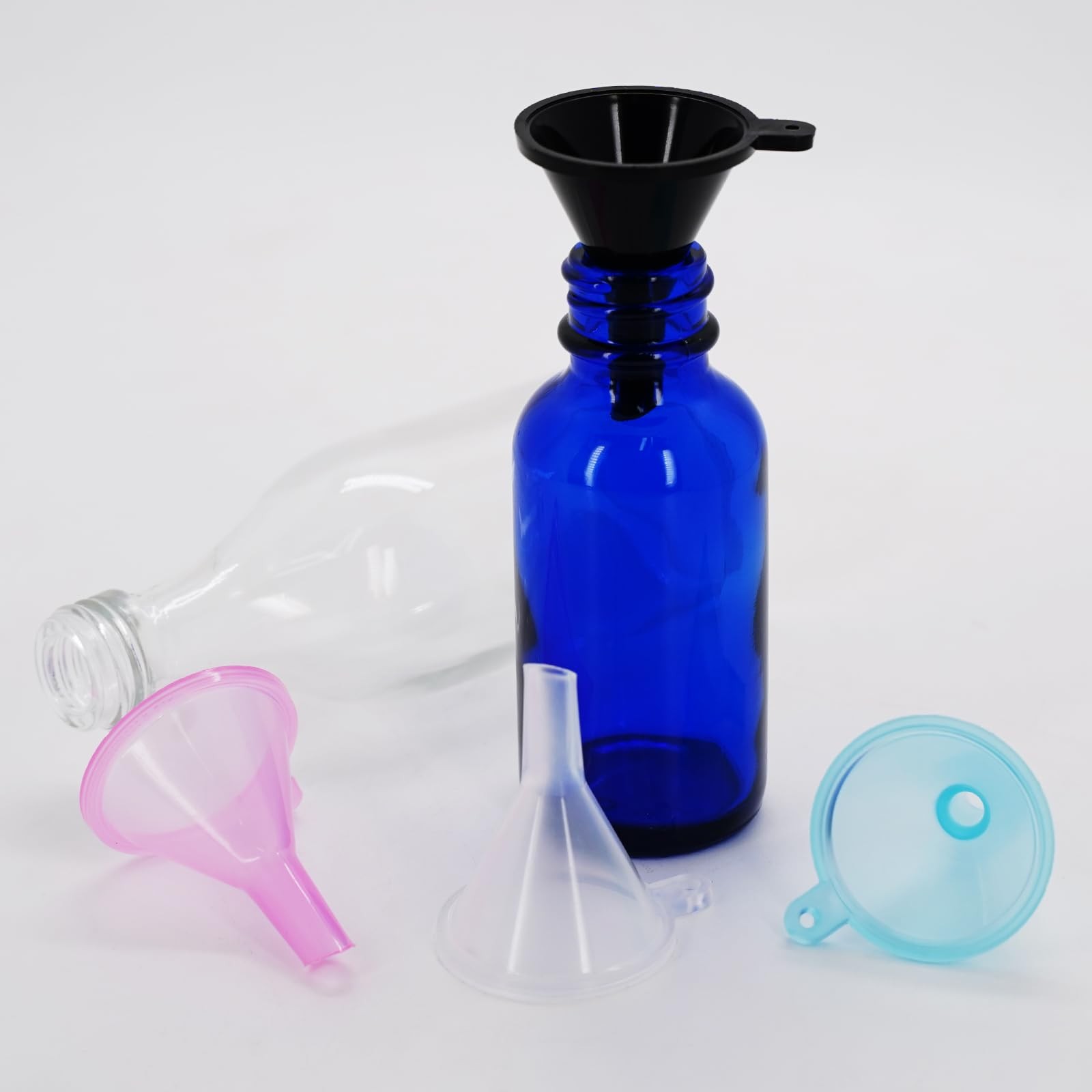 5 Pack Mini Plastic Funnel for Sand Art Perfumes Spices Powder Essential Oils
