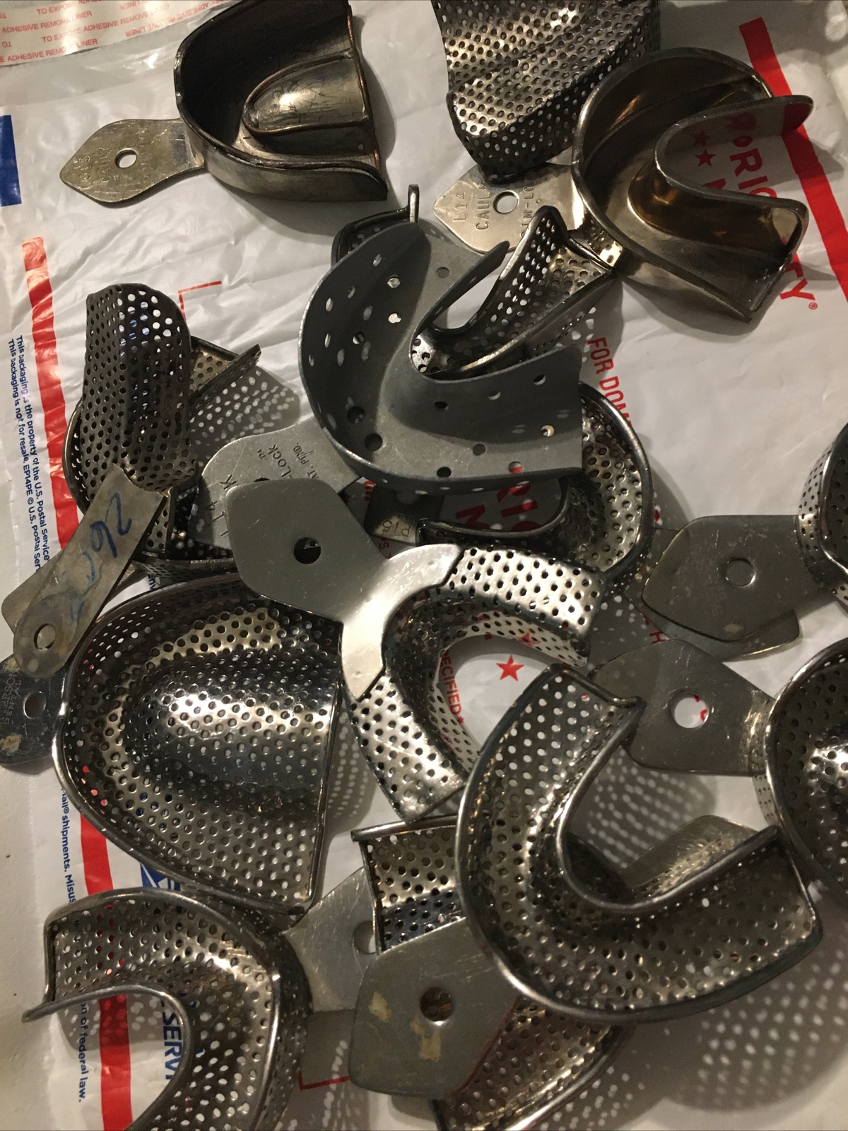 Dentulous Impression trays Patterson and others Rim Lock Self Lock