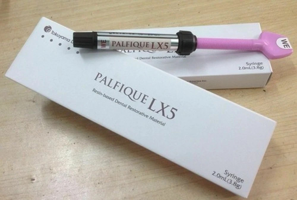 Palfique Tokuyama LX5 Shade WE Resin Based Restorative Composite 3.8gm Dental