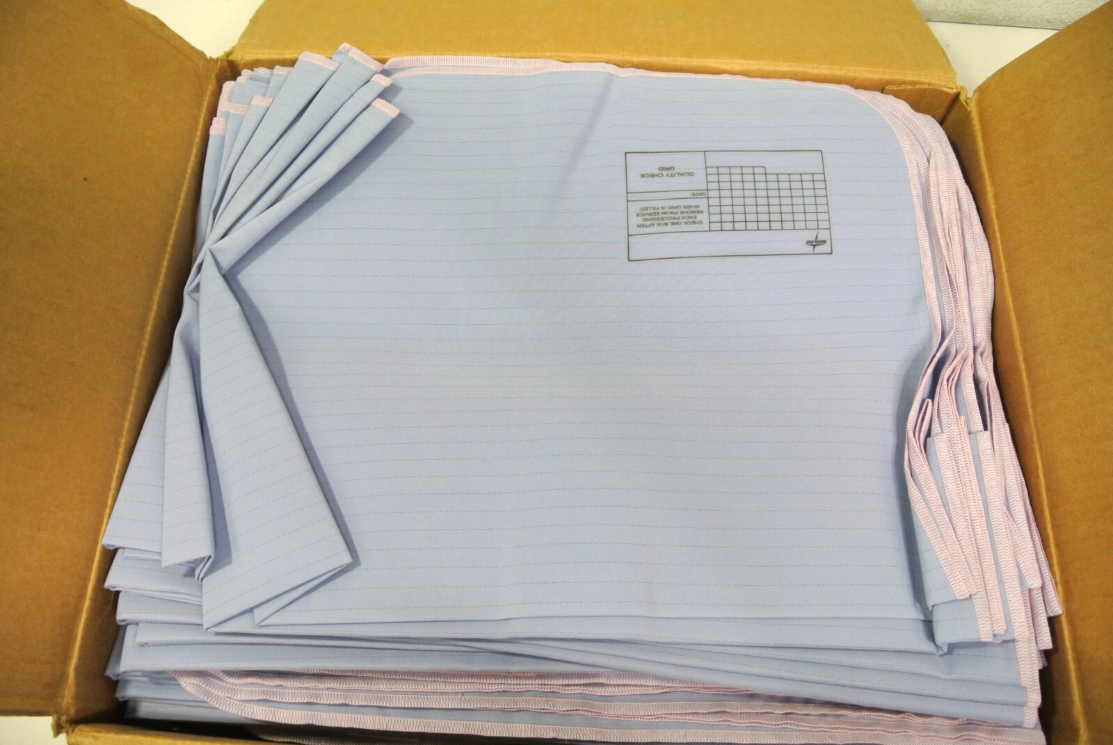 Medline MDT01302030 ResiStat Reusable Sterilization Wrappers 30″x30″ Case of 60