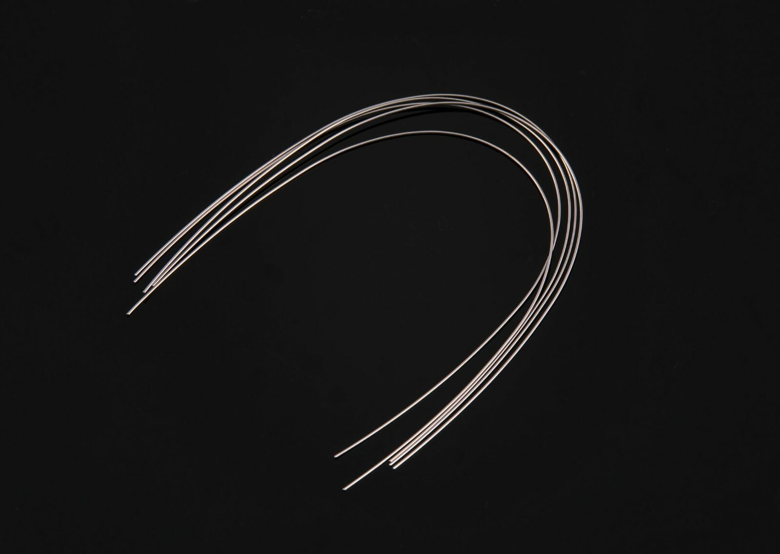 J&J Ortho™ Orthodontic Archwire Ovoid / Natural Stainless Steel / NiTi (10/pk)