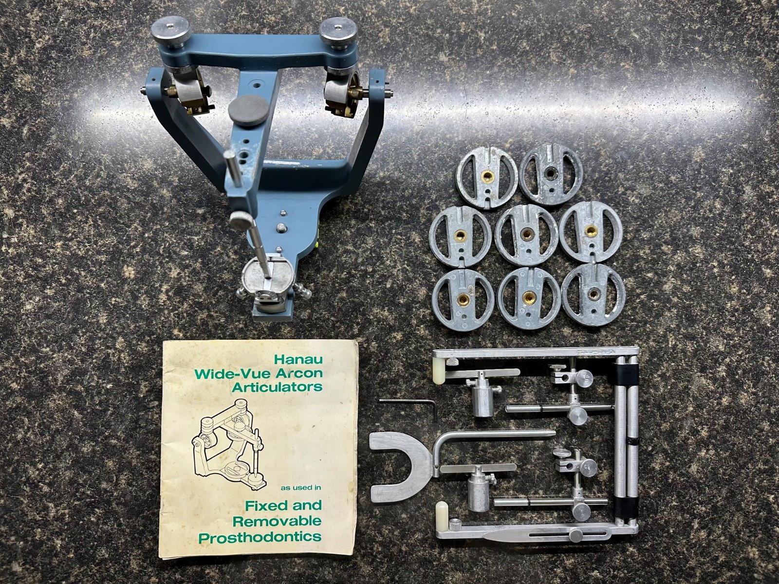 Hanau Wide View II articulator with Twirl-Bow, case, and 8 mounting plates