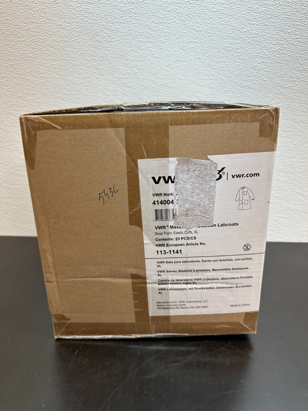 VWR 414004-368 Maximum Protection Lab Coats 25 PCS XL