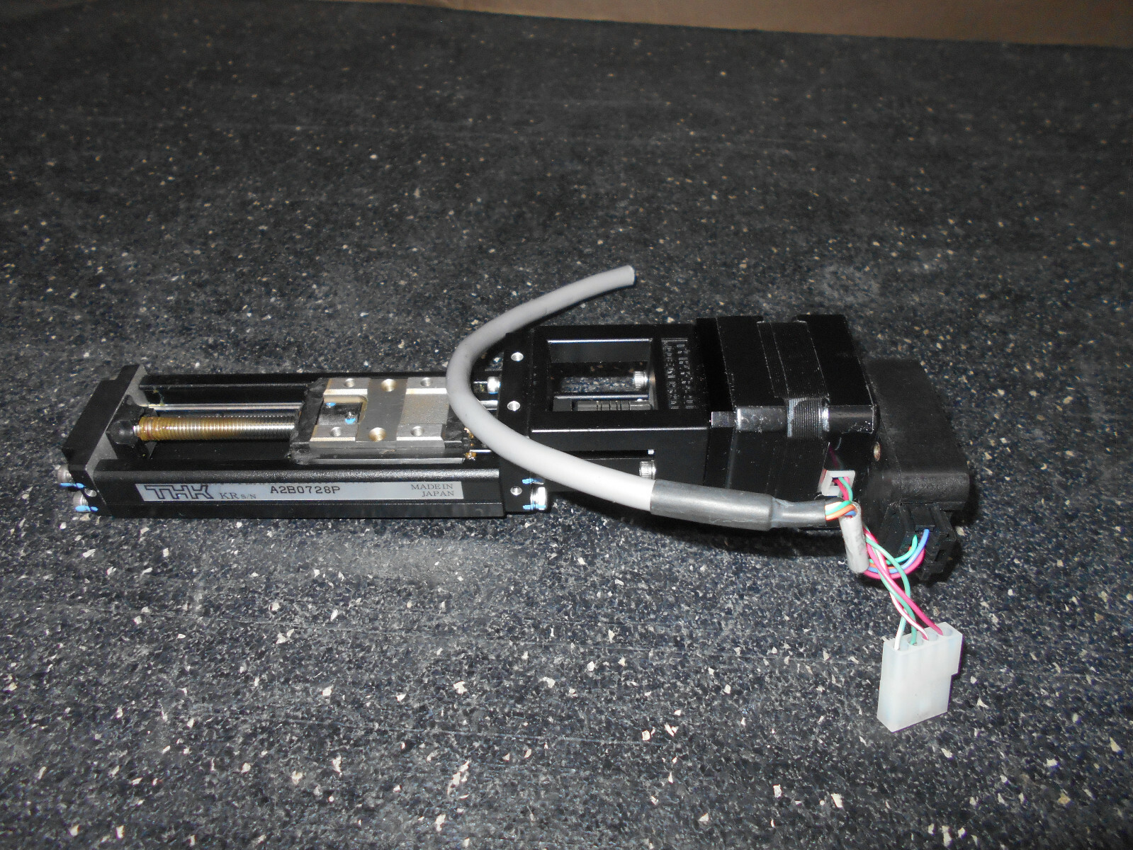 THK KR20 LM GUIDE LINEAR ACTUATOR 1 5/8″ TRAVEL 1 ¾» X 1″ STAGE