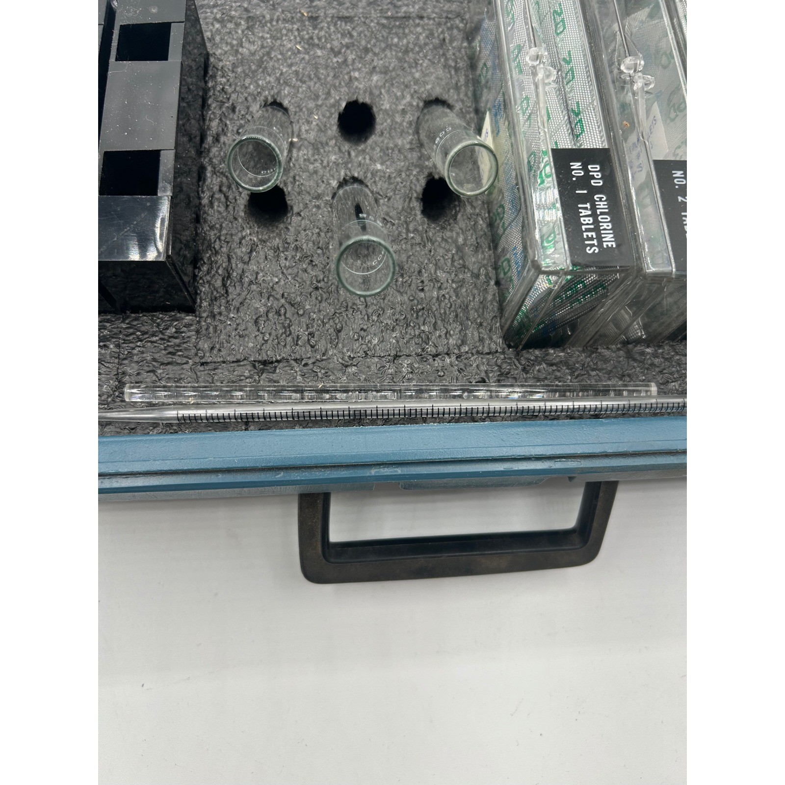 LaMotte Palin DPD Chlorine pH Test Set SL- 8 Professional Blue Case Used