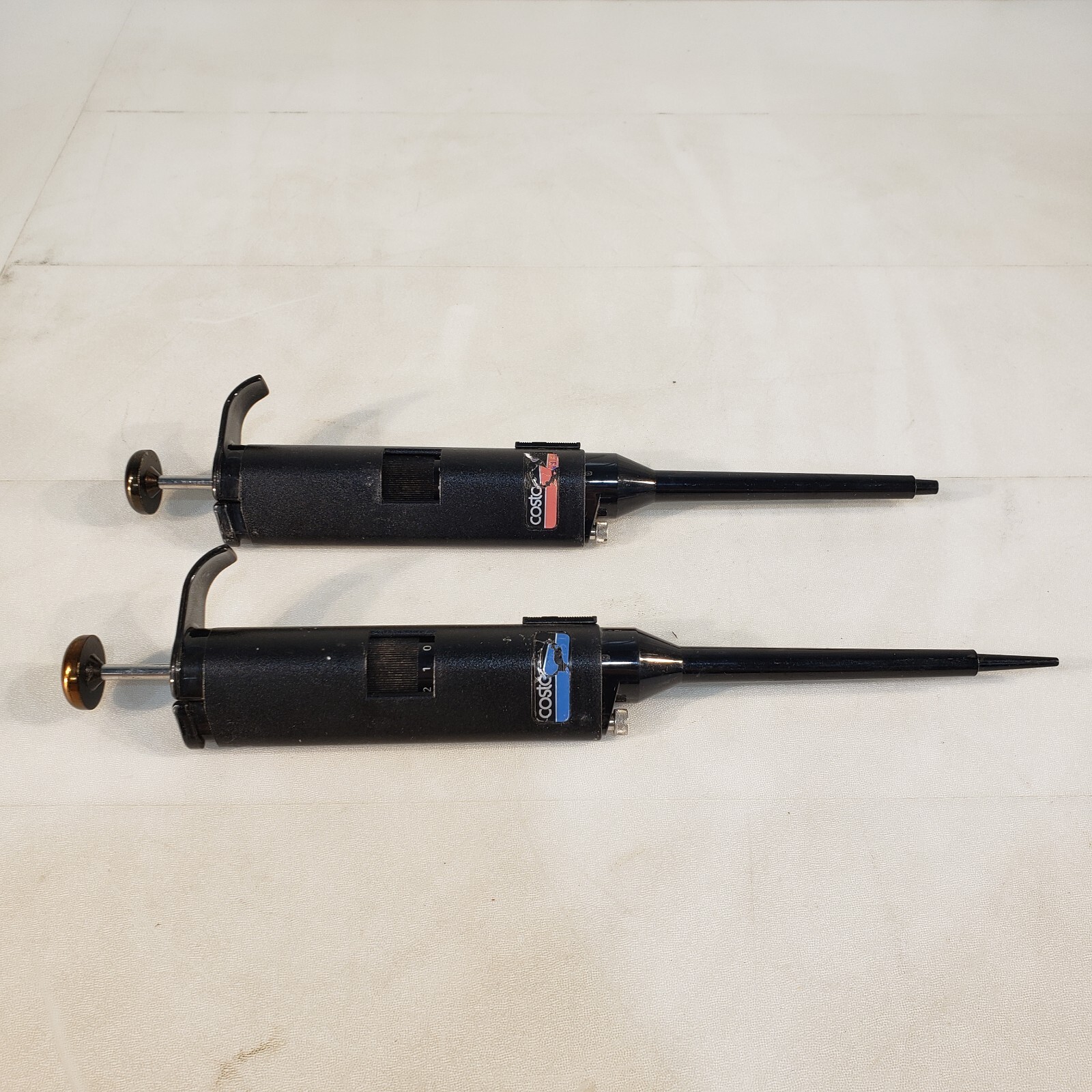 Lot Of 2 Costar Pipettes 1-20uL & 20-200uL Adjustable Pipettor
