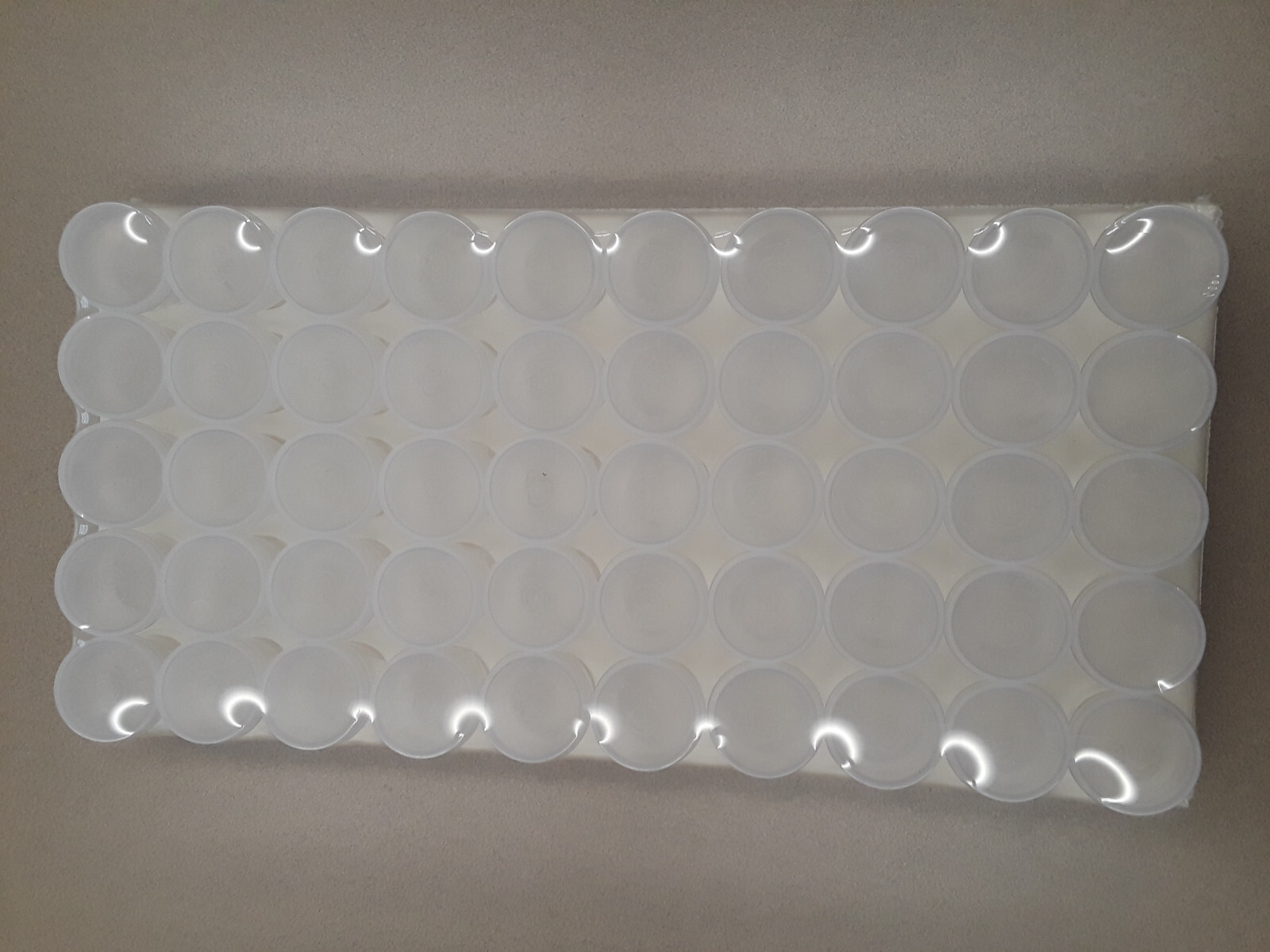 Coulter Accuvette II Sample Cup 35 mL, 50 Cups with Caps in original shrink-wrap