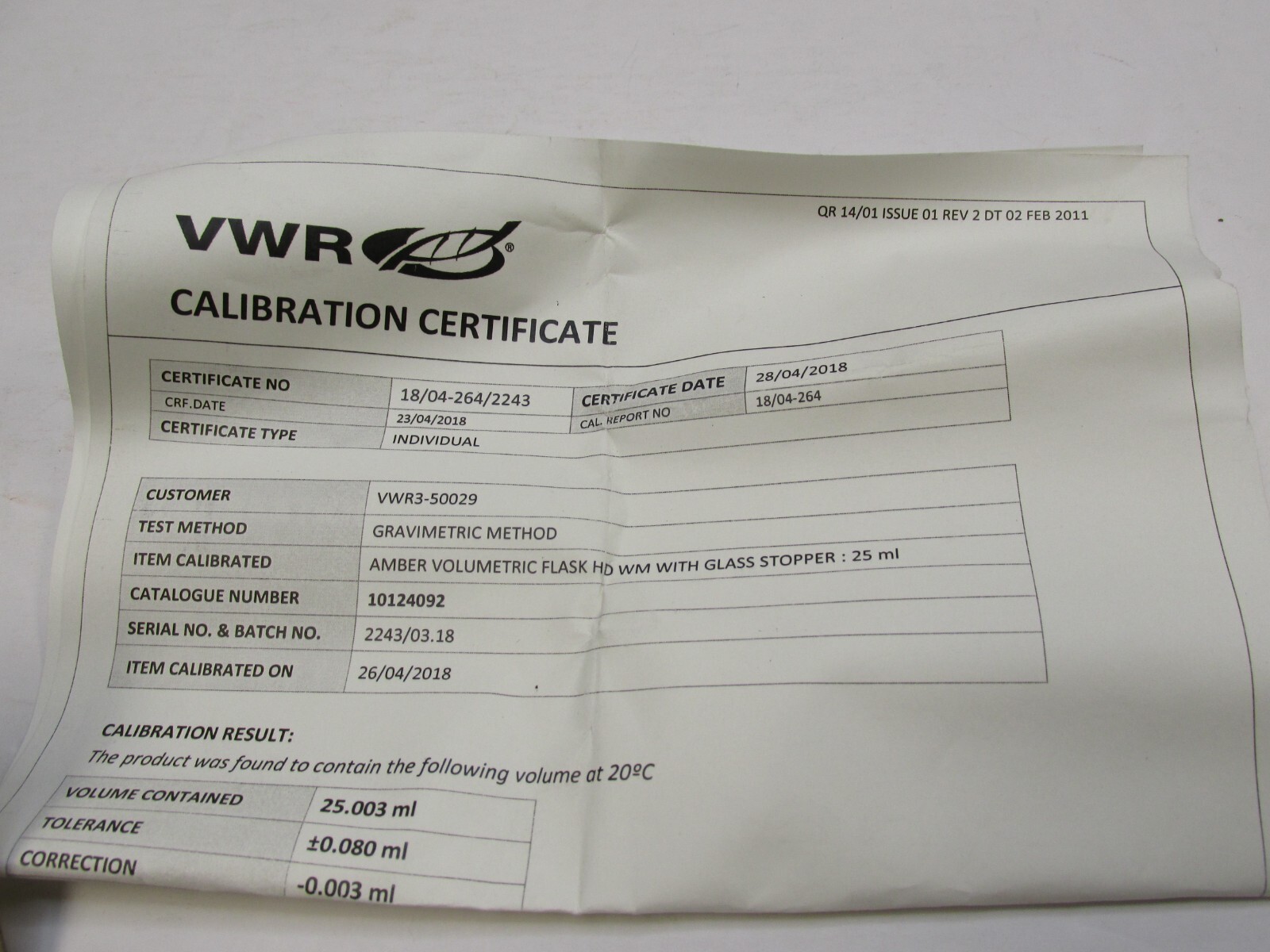 1 ea. VWR Flask Volumetric 25ML Class A Amber Heavy Design Wide Mouth #10124-092