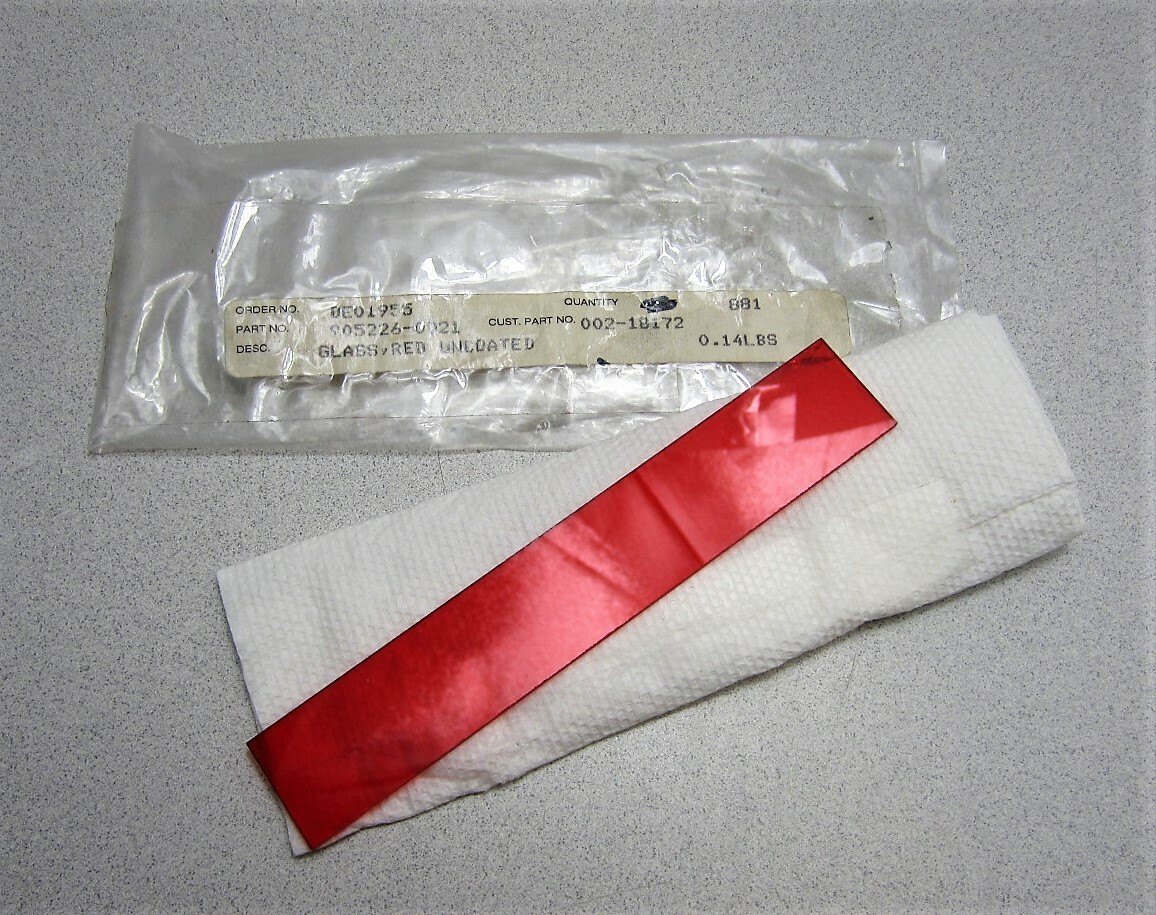 Laboratory Accessory 905226-0021 Glass, Red, Uncoated 002-18172 New