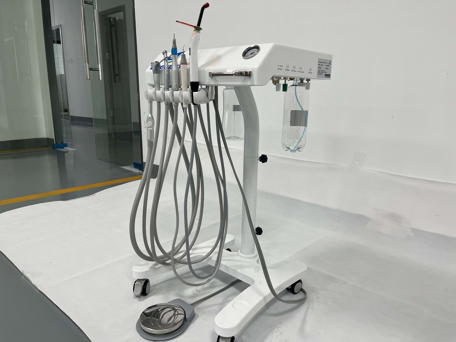 Dental Treatment Unit Adjustable Mobile Cart +LED Curing Light+Scaler GU-P302 4H
