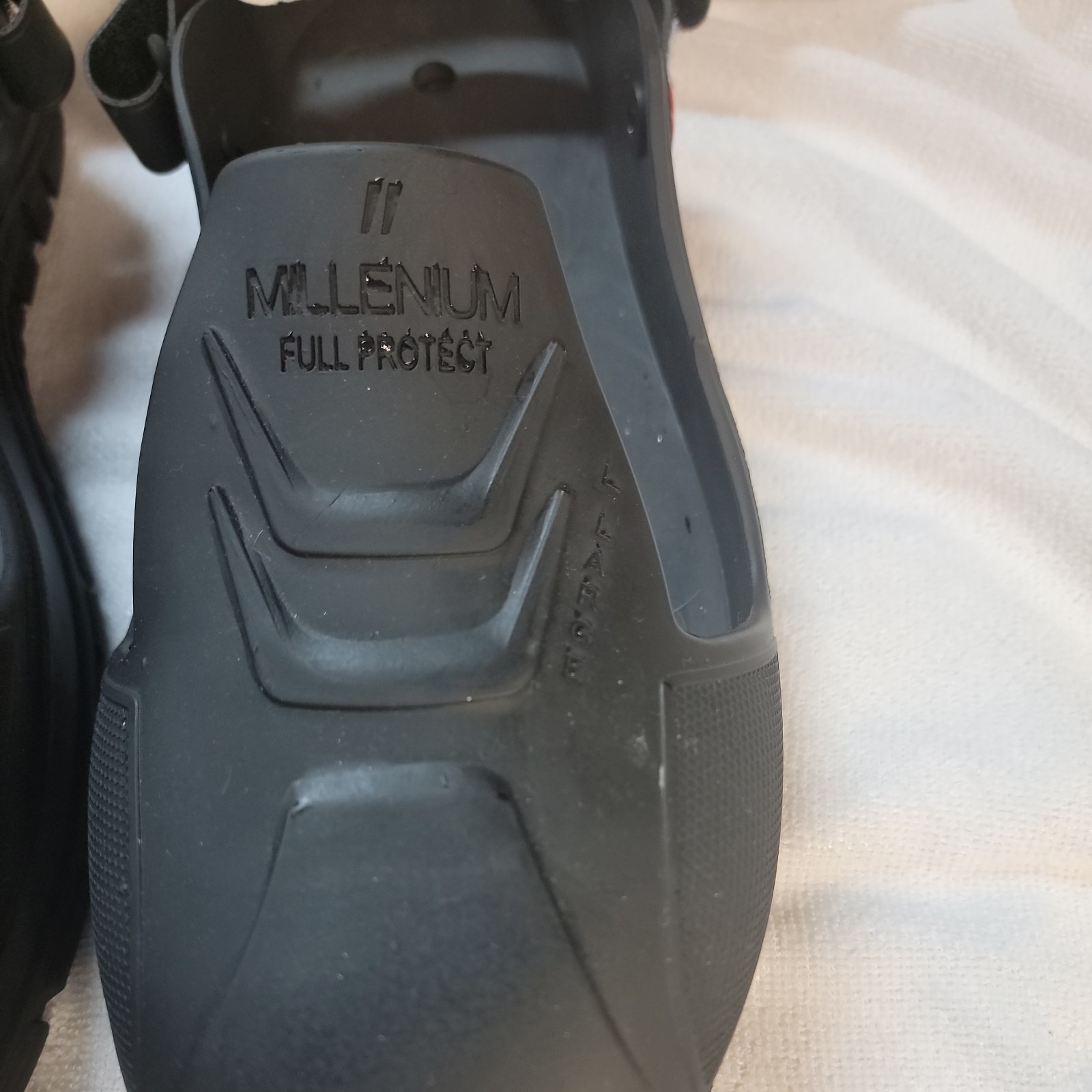 Gaston Millie MFPUL-L Black Slip On Steel Overshoe, Large (fits shoes 10.5-13)