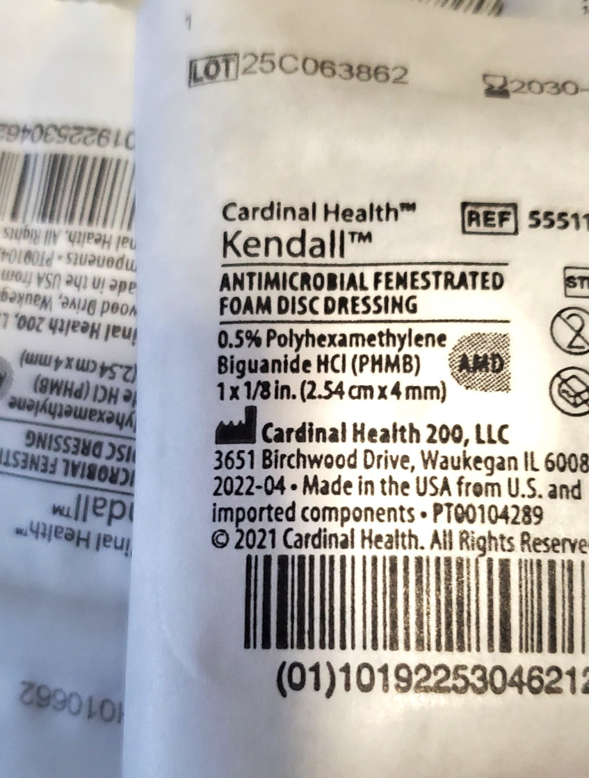(8X)Kendall ANTIMICROBIAL HEMOSTATIC IV DRESSING 1in Disk, 4mm Hole