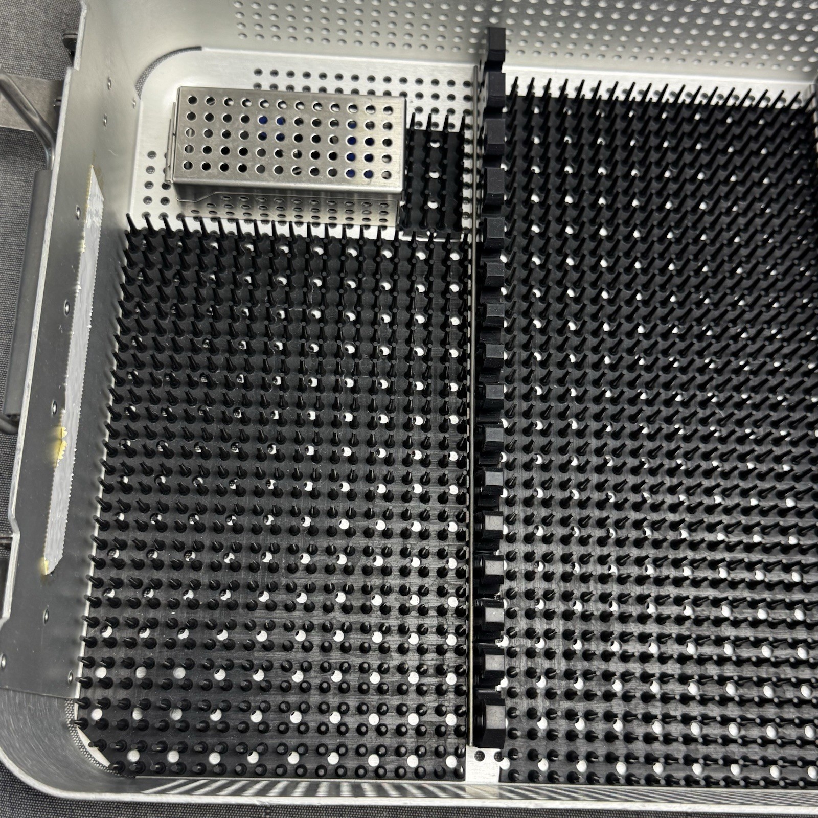 Richard Wolf 8585.023 Sterilization Case / Tray With mat and dividers