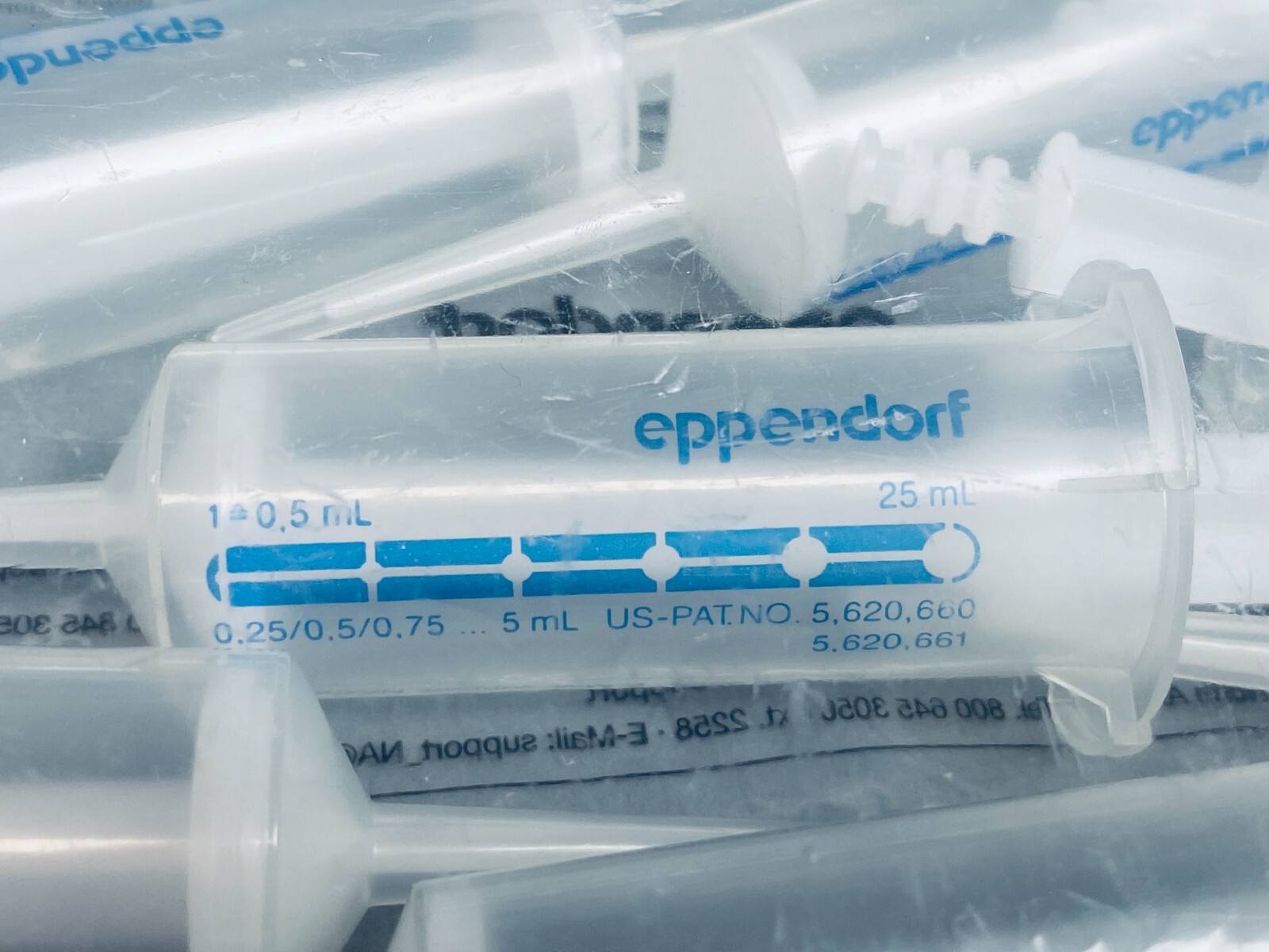 Eppendorf Combitips Plus 25 ml with Adapter Total of 100 Tips