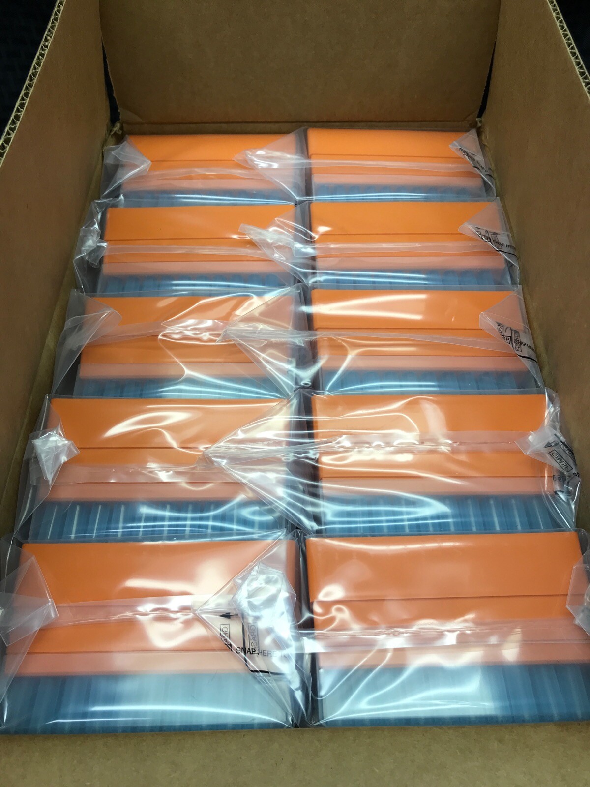 (1 Case) CORNING 100-1000uL Universal Fit Pipet Tips 10x 100/Rack Blue 9032
