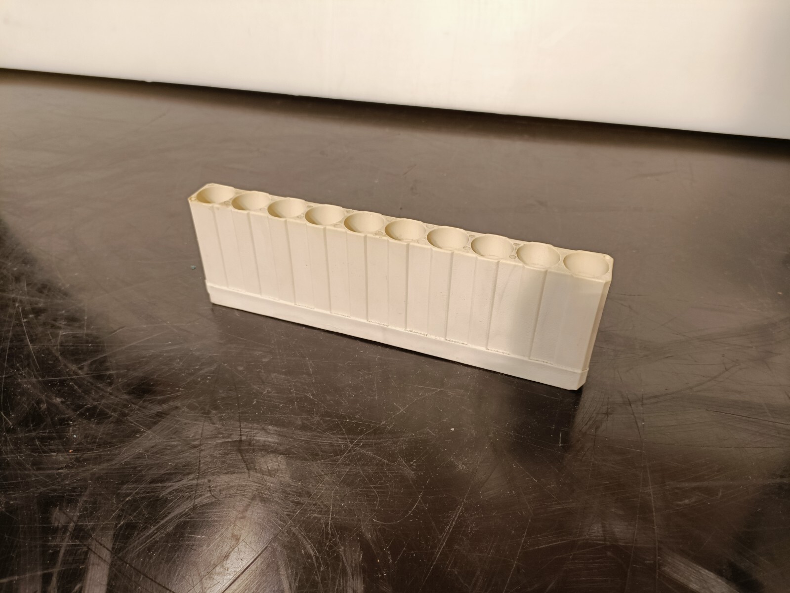 [Box of 22] Plastic Test Tube Rack, 10 Holes, 18.8mm, White