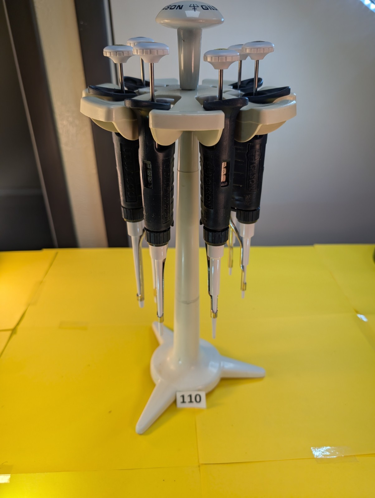 6 Gilson Pipetman w/holder Calibrated NewSeal P1000, P200, P100, P20, P10 & P2