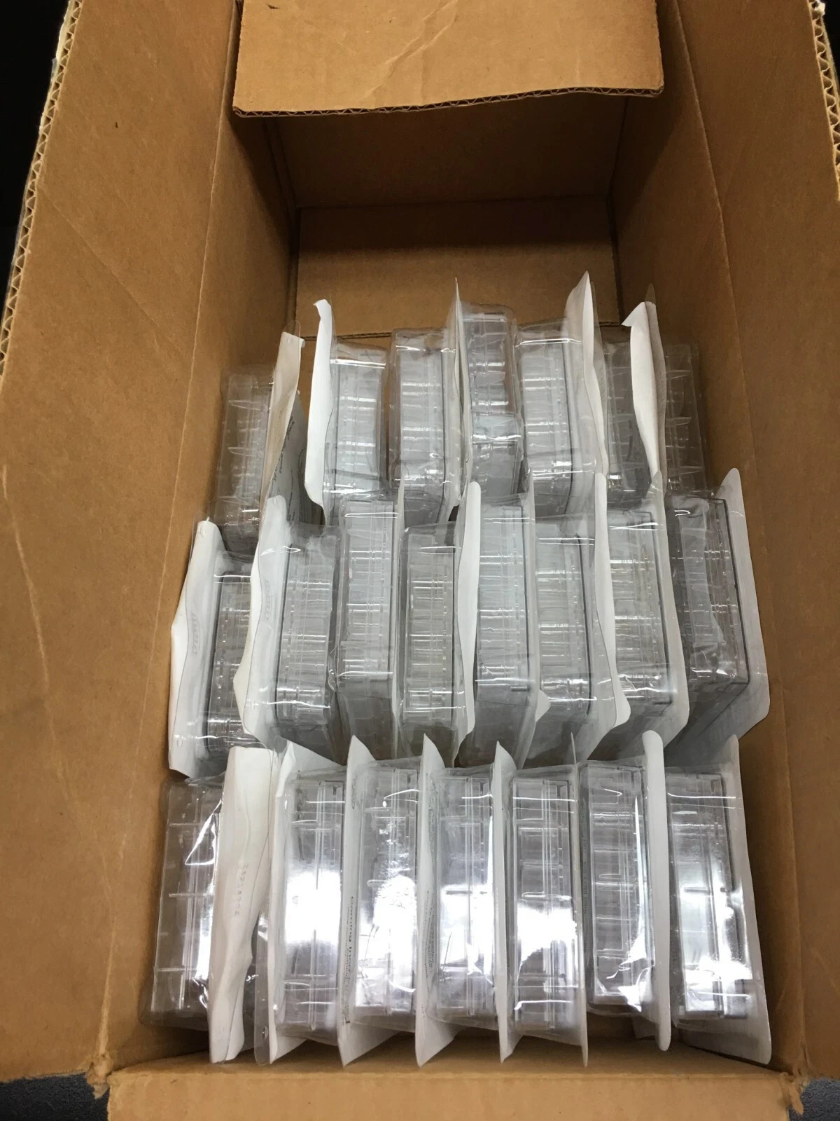 Corning Costar REF 3513 Cell Culture Plate Clear 12 Well Lot 23 Pieces