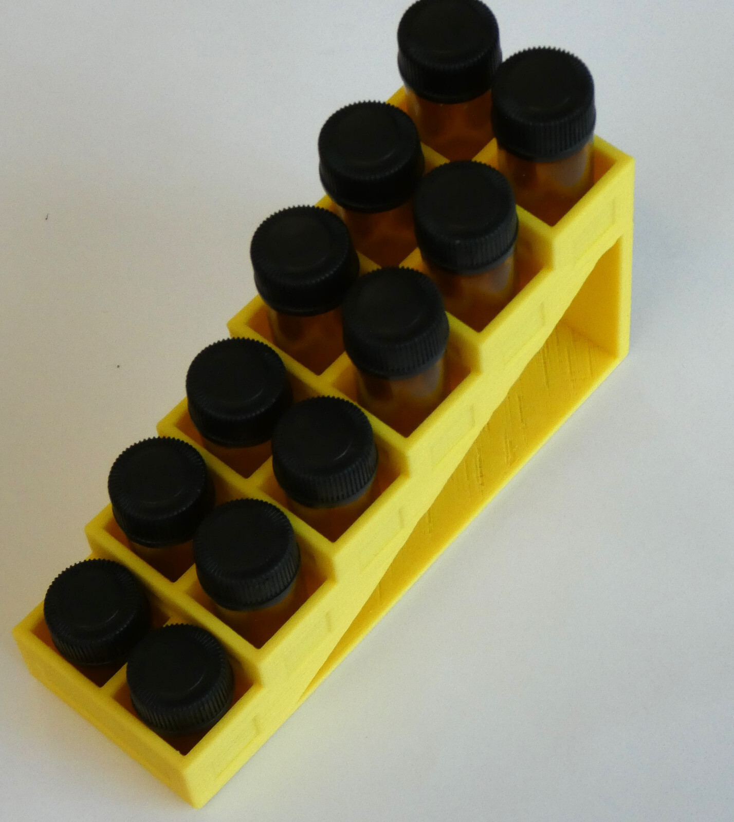 Plastic Rack For 1 ml to 30 ml Vials Bottles Diameter 11 to 40 mm Display Stand