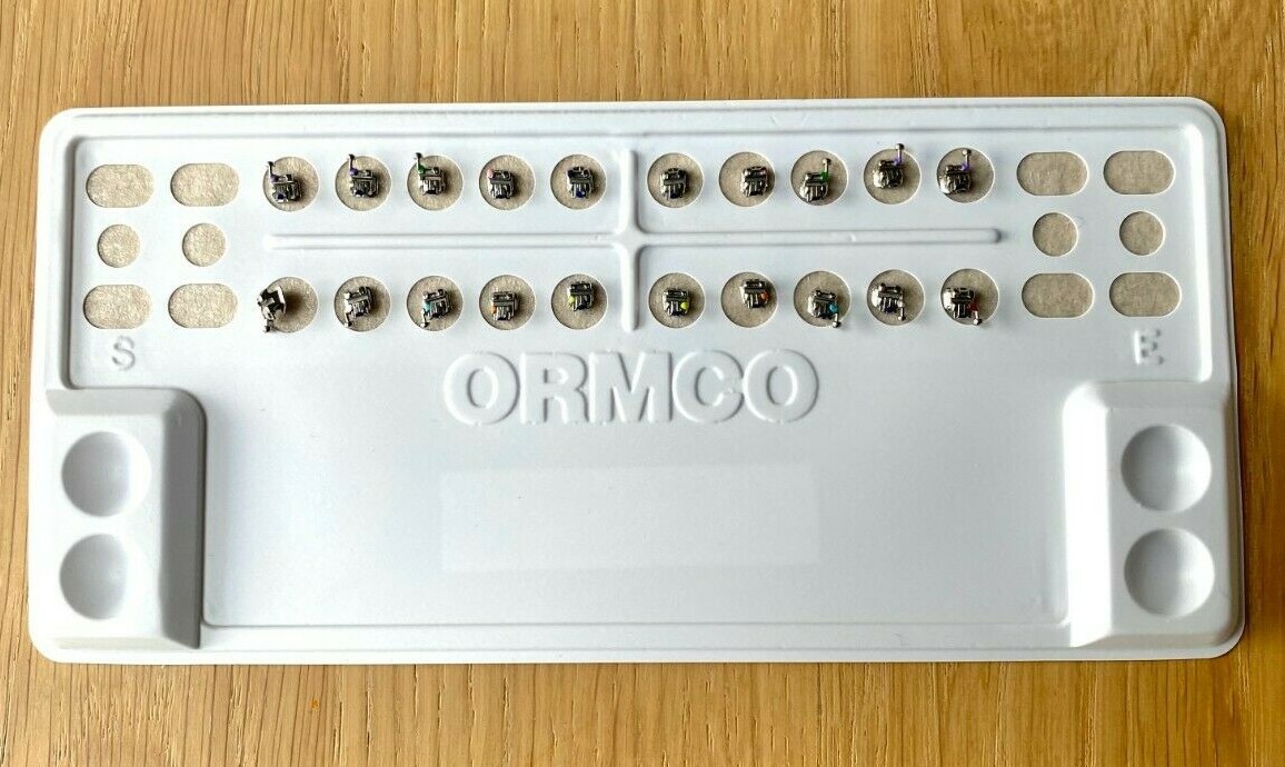 Ormco Damon Q2 kit with hooks (Brand new) STD tq