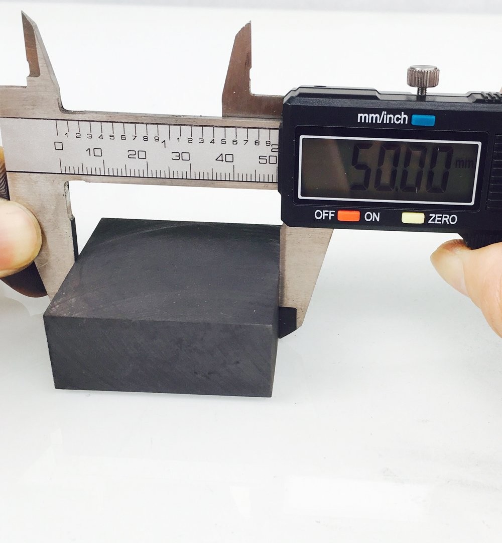 99.9% Purity Graphite Ingot Block EDM Graphite Plate Milling Surface (50MMx50…