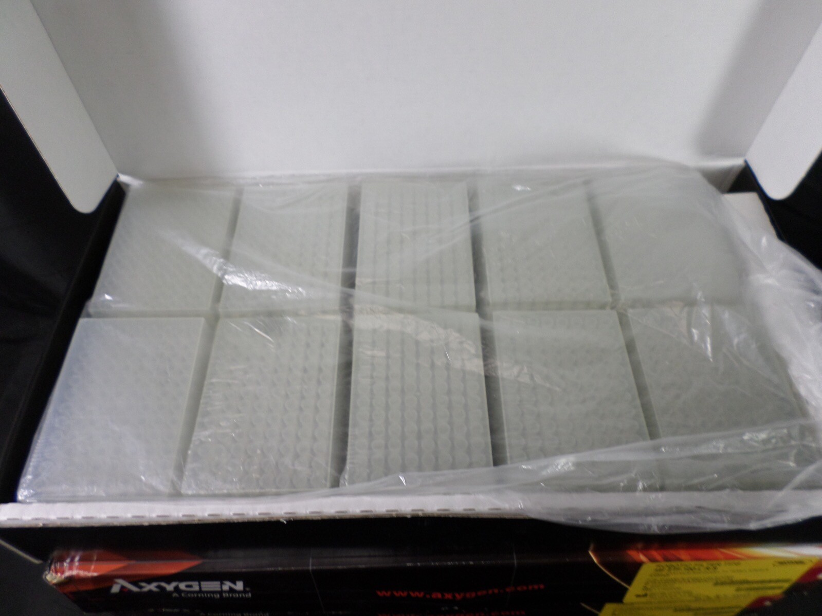 AXYGEN 100μL Maxymum Recovery Sterile Robotic Filter Pipette Tips (4800/Case)