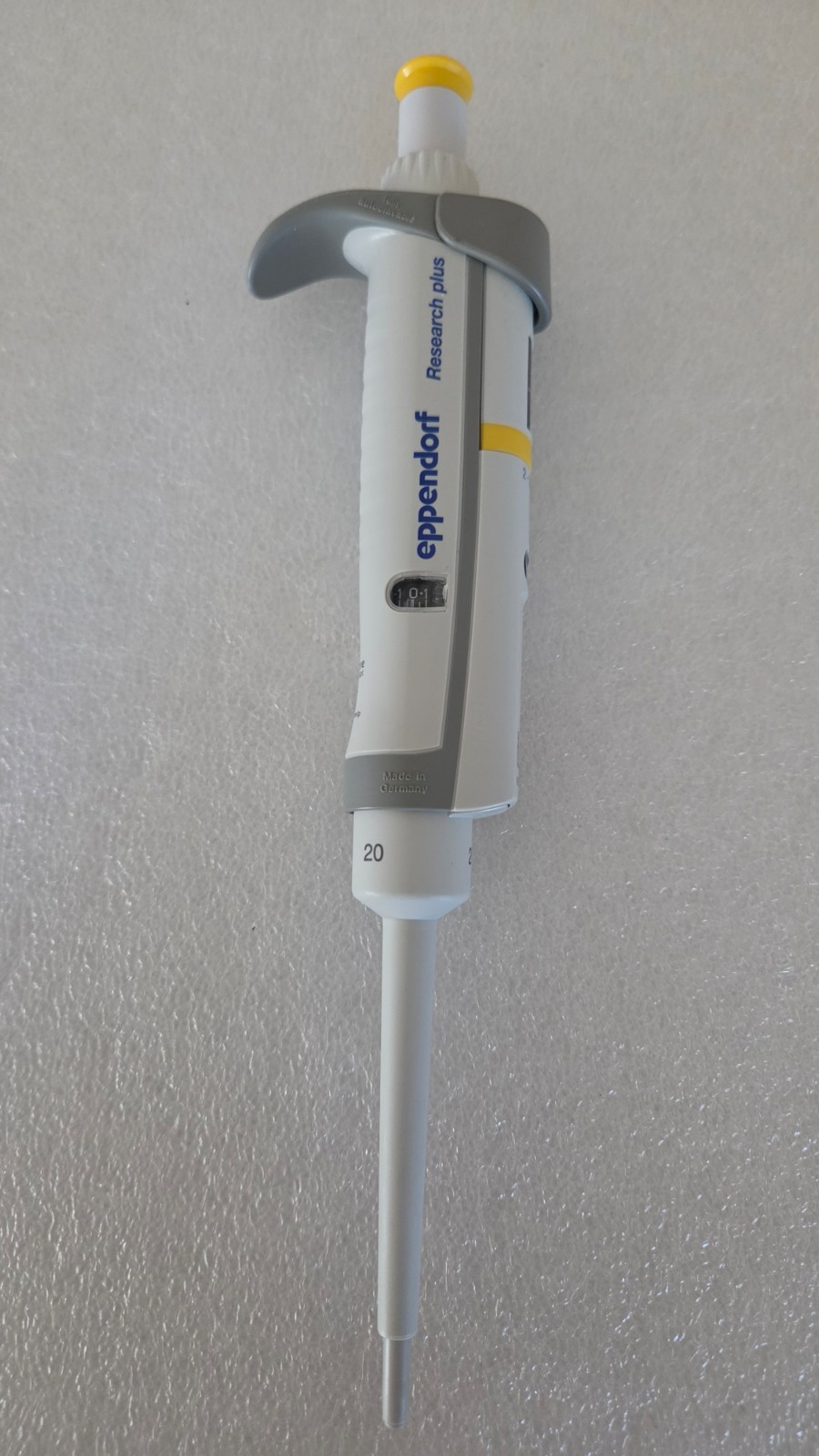 Eppendorf Research Plus Pipette 2-20 uL: Calibrated, New Seal