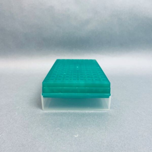 USA Scientific Microtube Rack Reversible with Lid Holds 96 Tubes Lot of 9 Racks