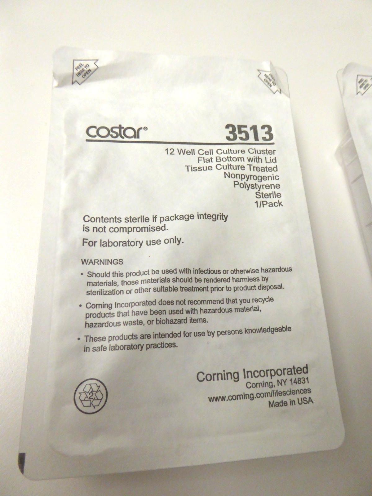 Corning Costar 3513 – 12 Well Clear Flat Bottom PS Microplates w/Lid, 40CT