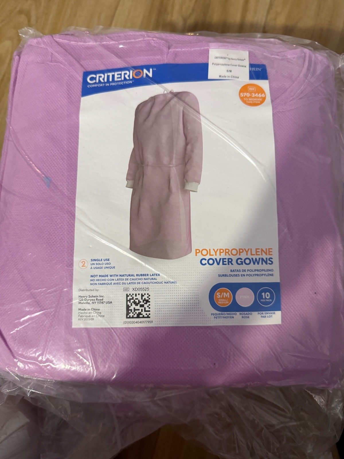 Criterion by Henry Schein Polypropylene Cover Gowns – 10/pack – Pink S/M