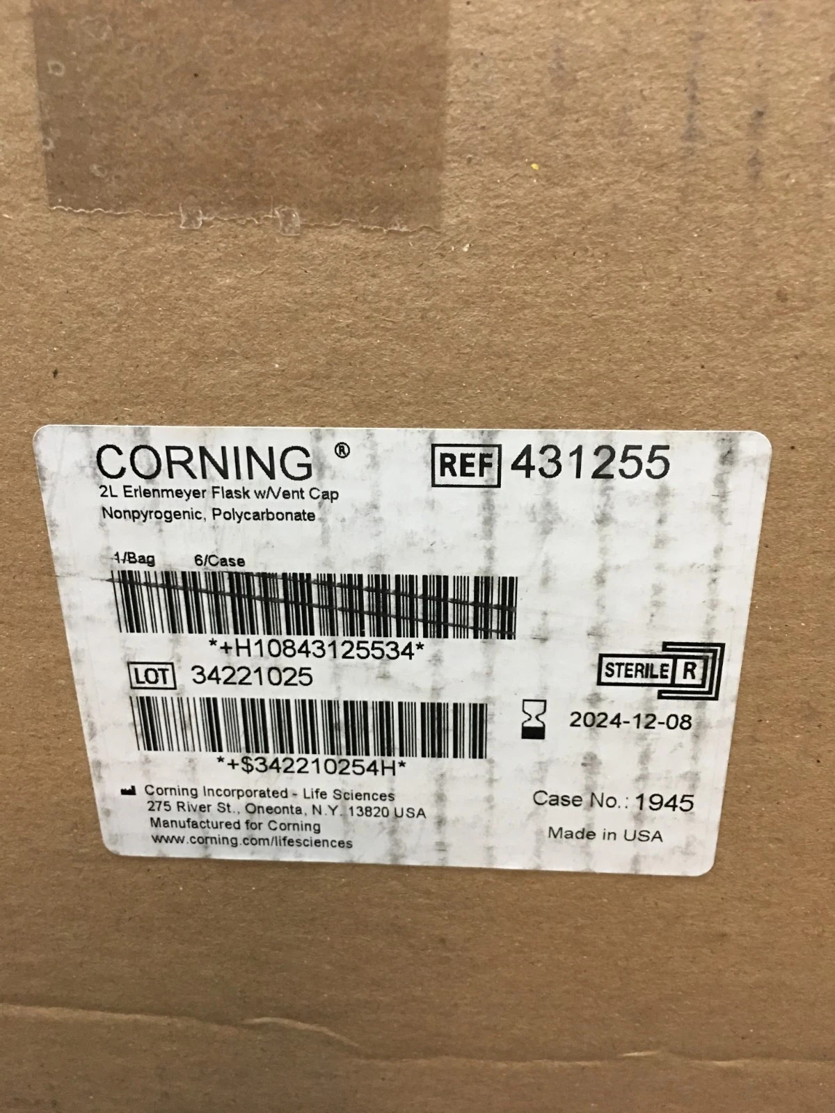 Corning REF 431255 Polycarbonate Erlenmeyer Flask with Vent Cap 2L Case