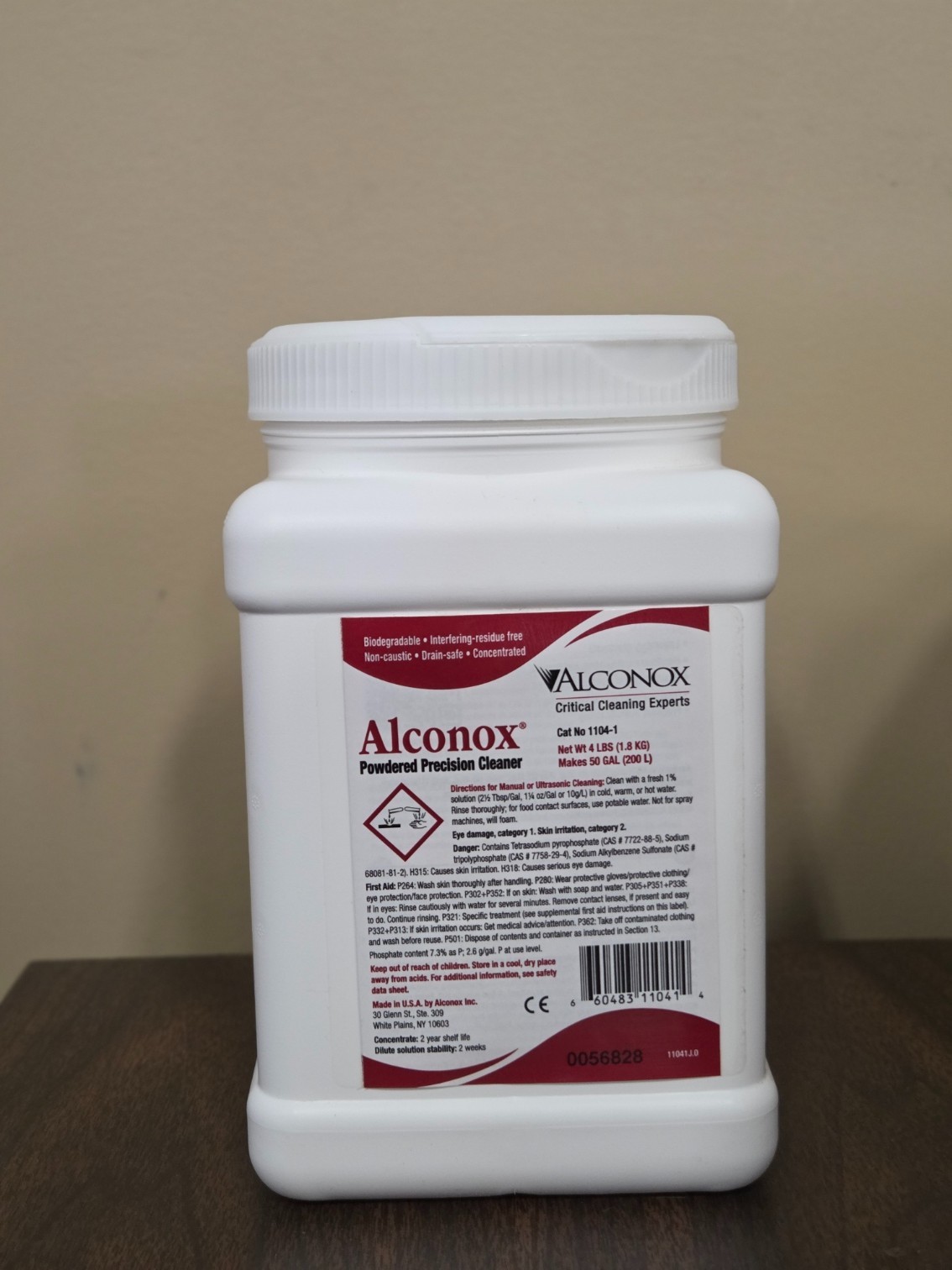 ALCONOX POWDERED PRECISION CONCENTRATED CLEANER 1104 4LB Carton or Container