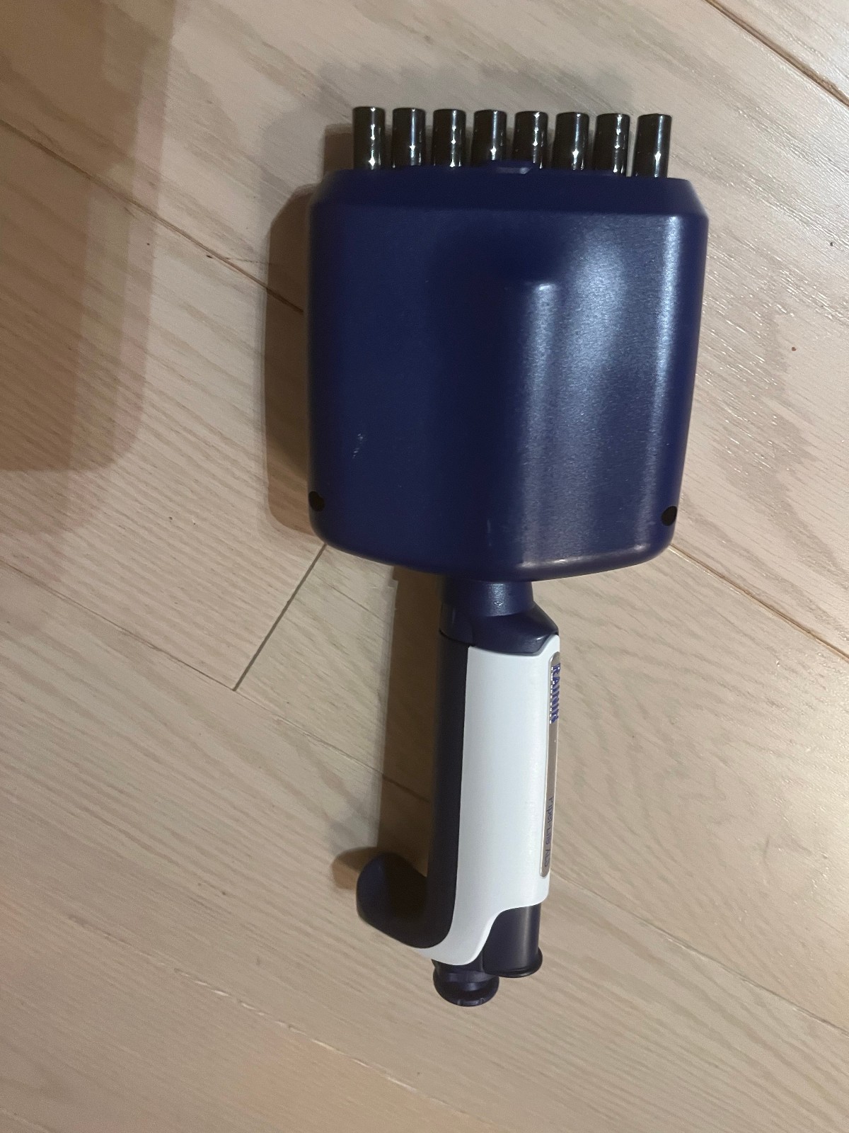 Rainin XLS multichannel pipet 8 variable 100- 1200 ul LTS calibrated 2024 sq