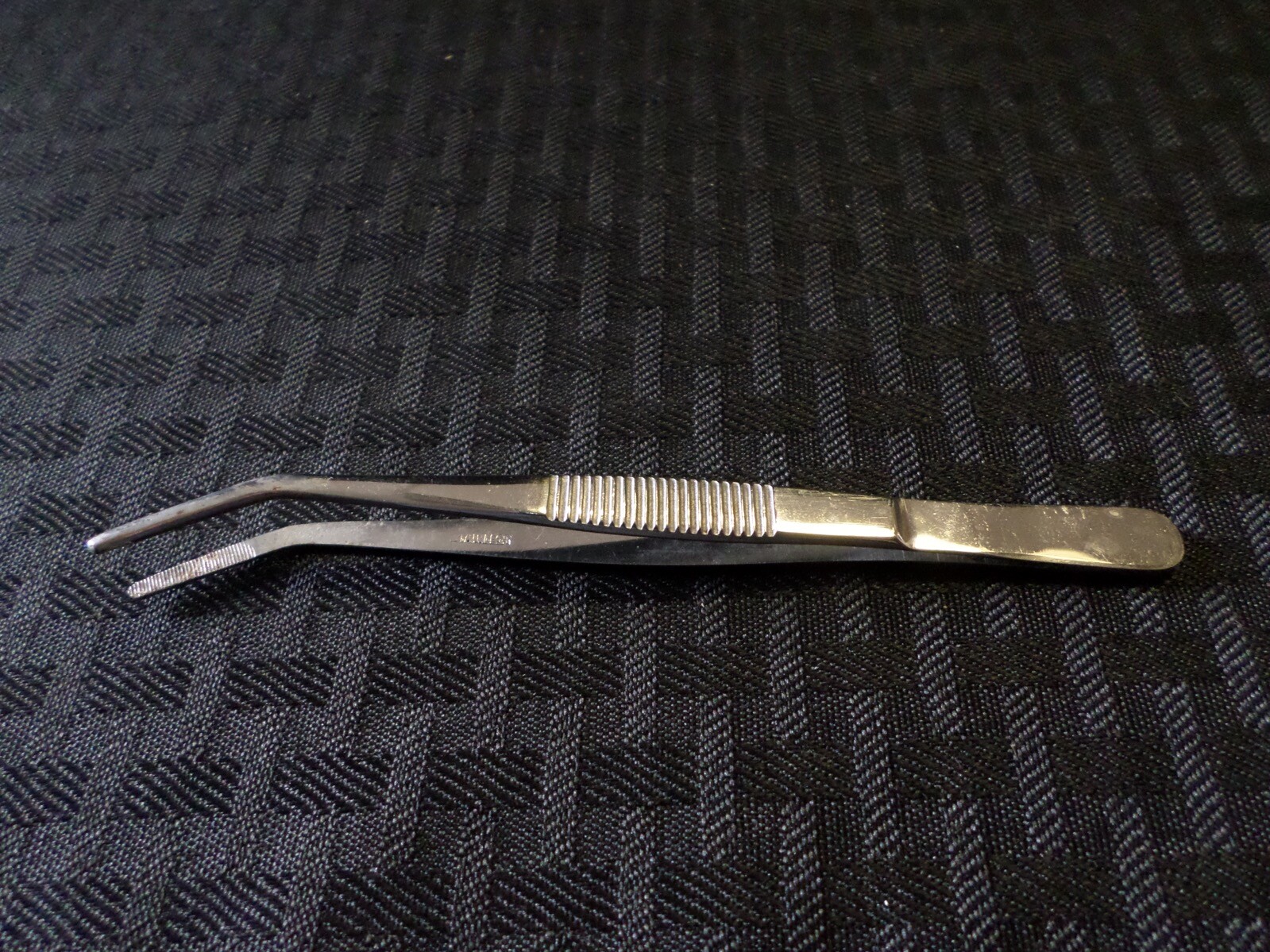 Laboratory Stainless Steel 5” Blunt-Tip Angled Serrated Tweezer Forceps