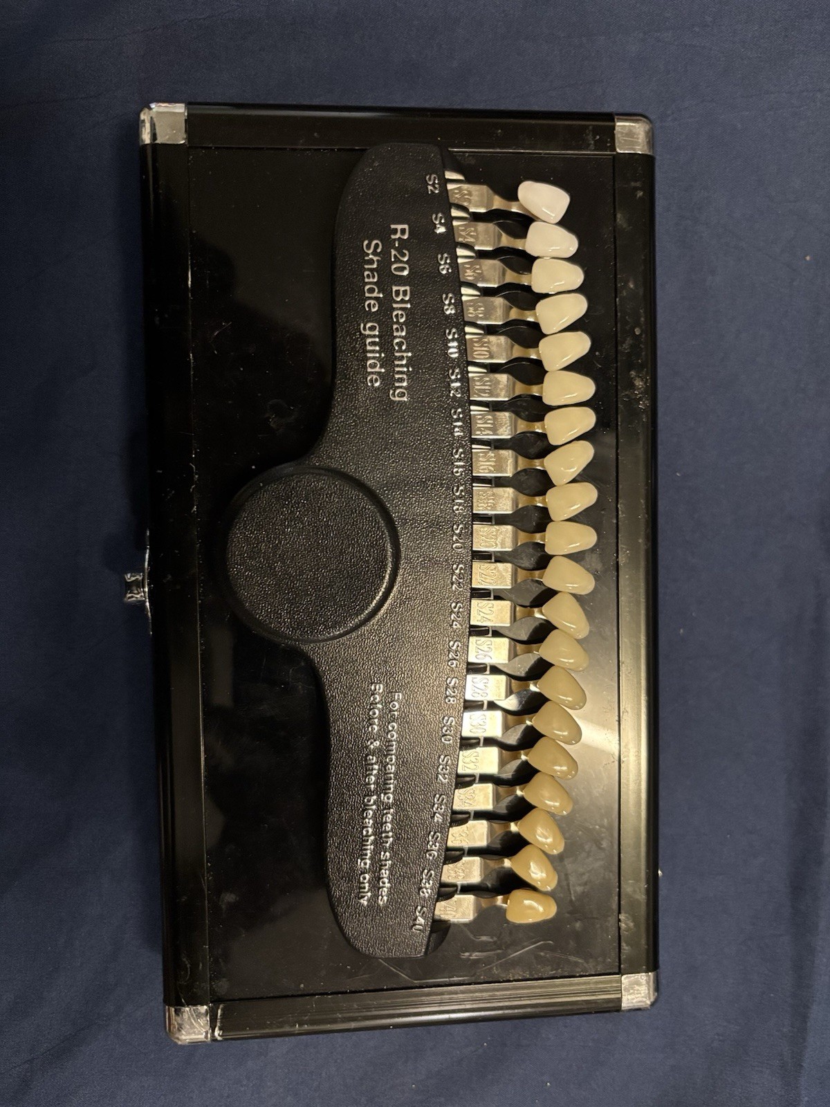 R-20 Bleaching Shade Guide Professional Teeth Whitening Shade Guide Only