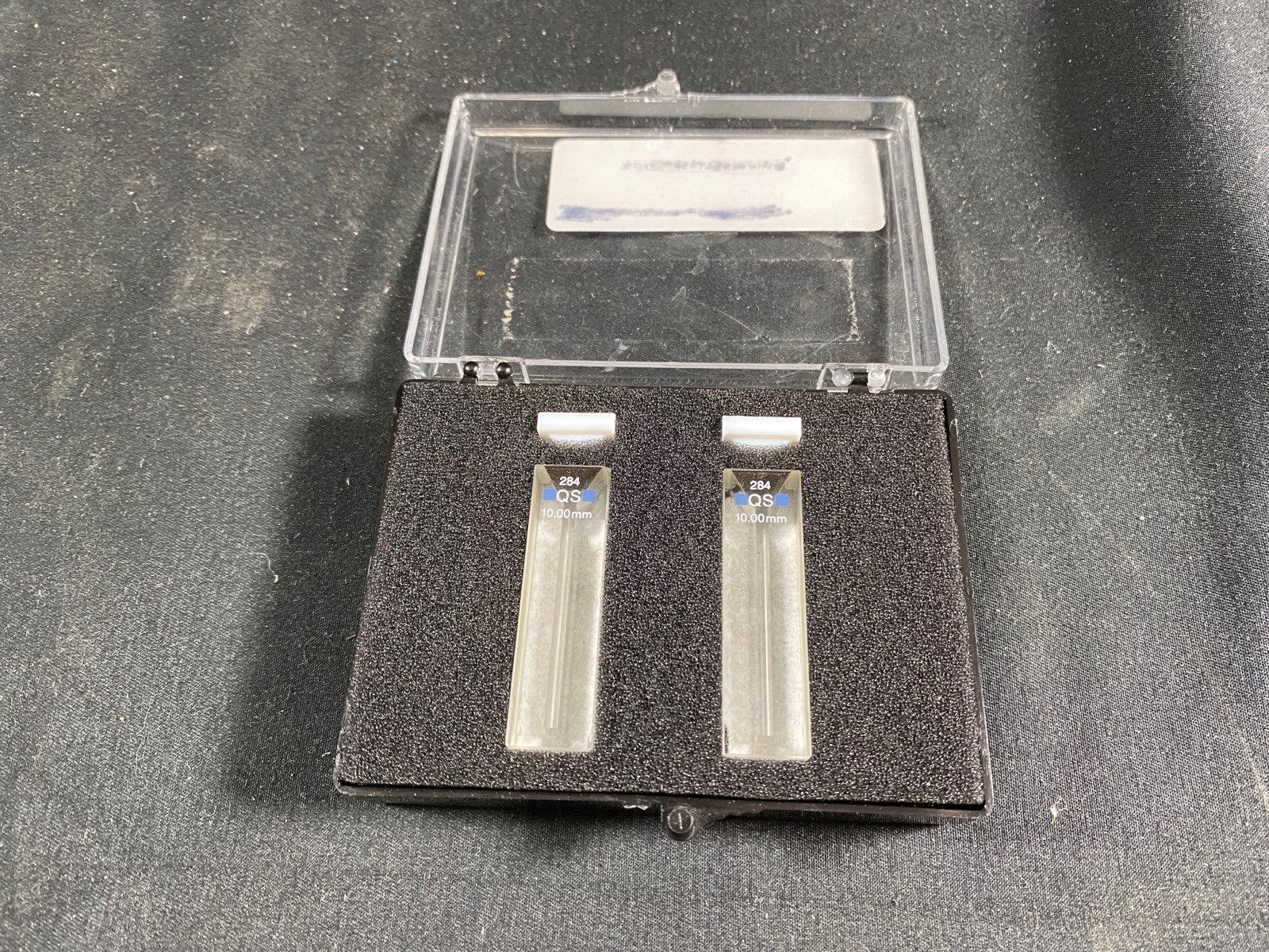 HELLMA Quartz Absorption Cuvettes Standard QS Cells Macro 10.00mm Lid 284(2/cs)