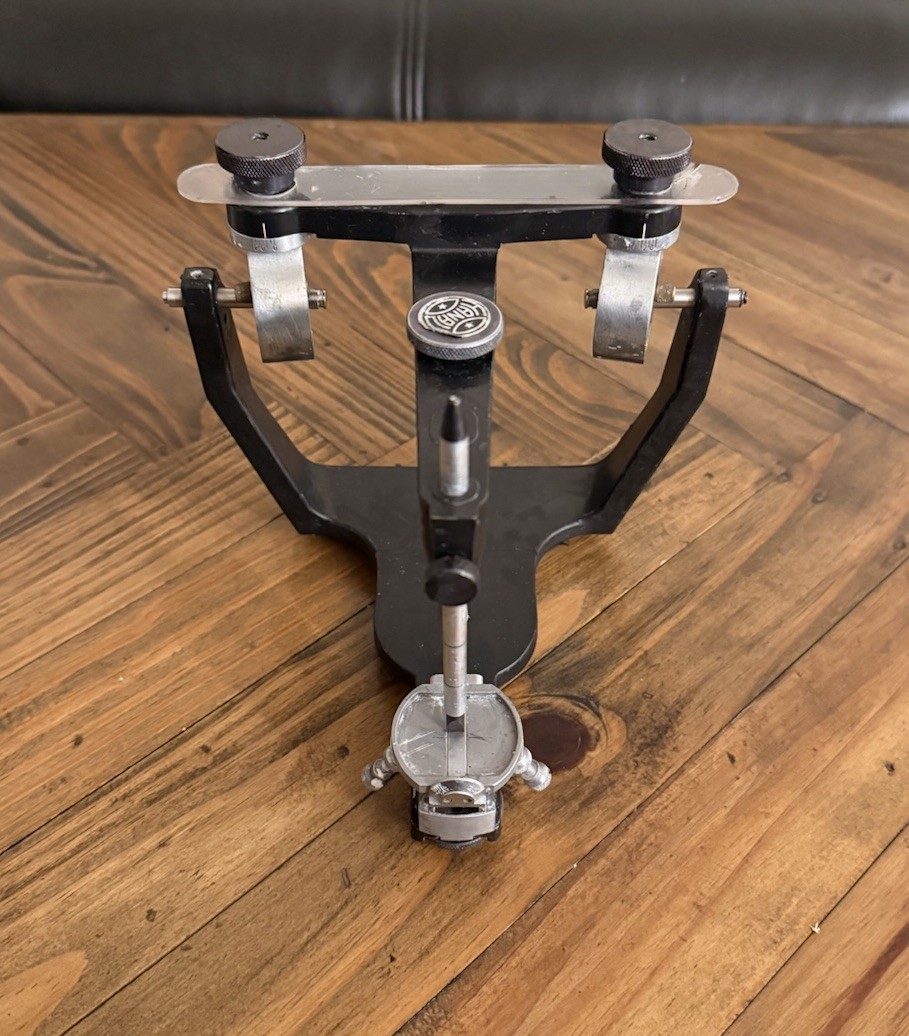Hanau Wide-Vue Semi-Adjustable Dental Articulator w/ Case FAST SHIP!!!!