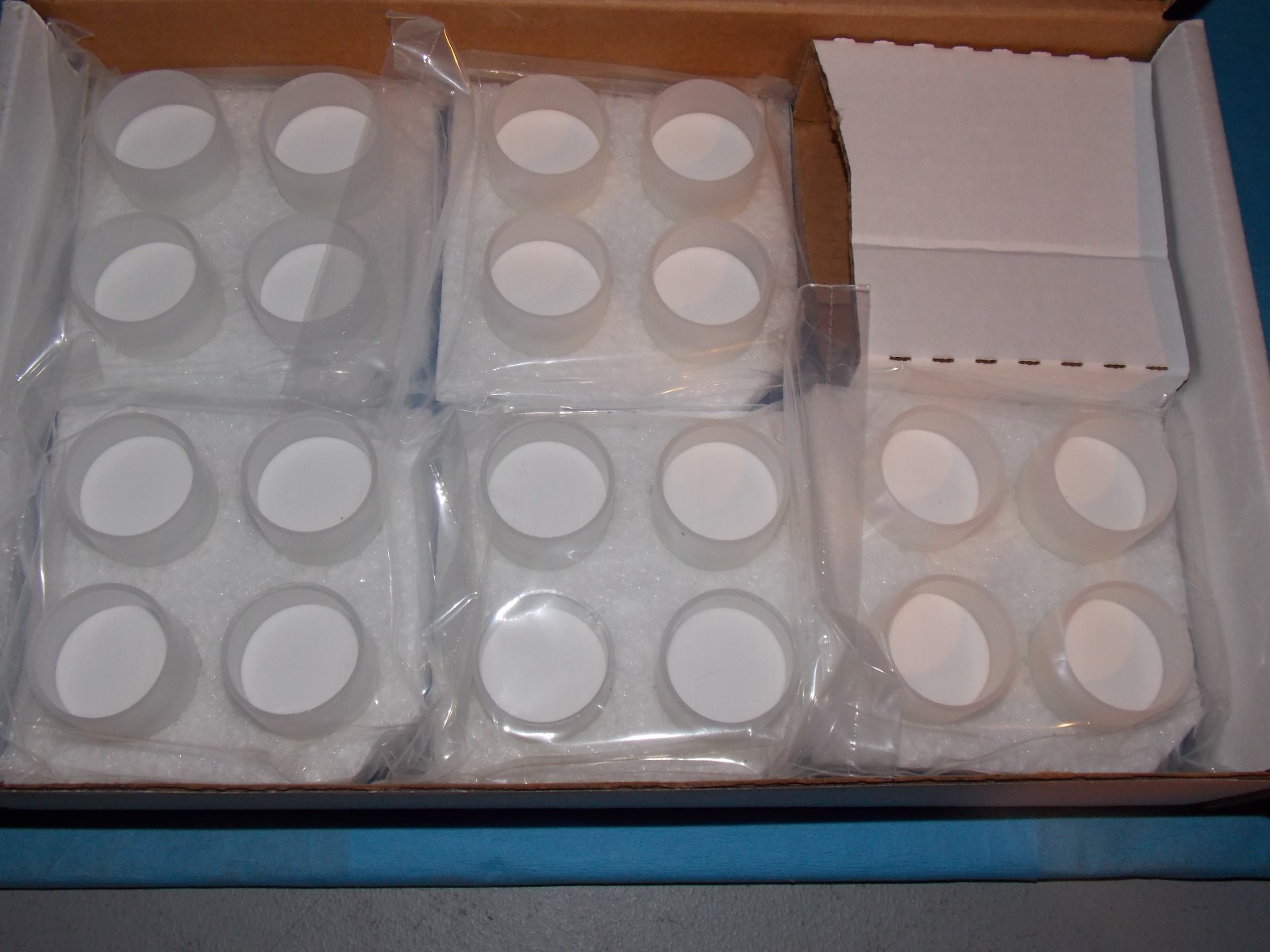 BIOTAGE FLASH COLUMNS & CARTRIDGES SAM-1107-17016 40-63UM BOX OF 20 NEW