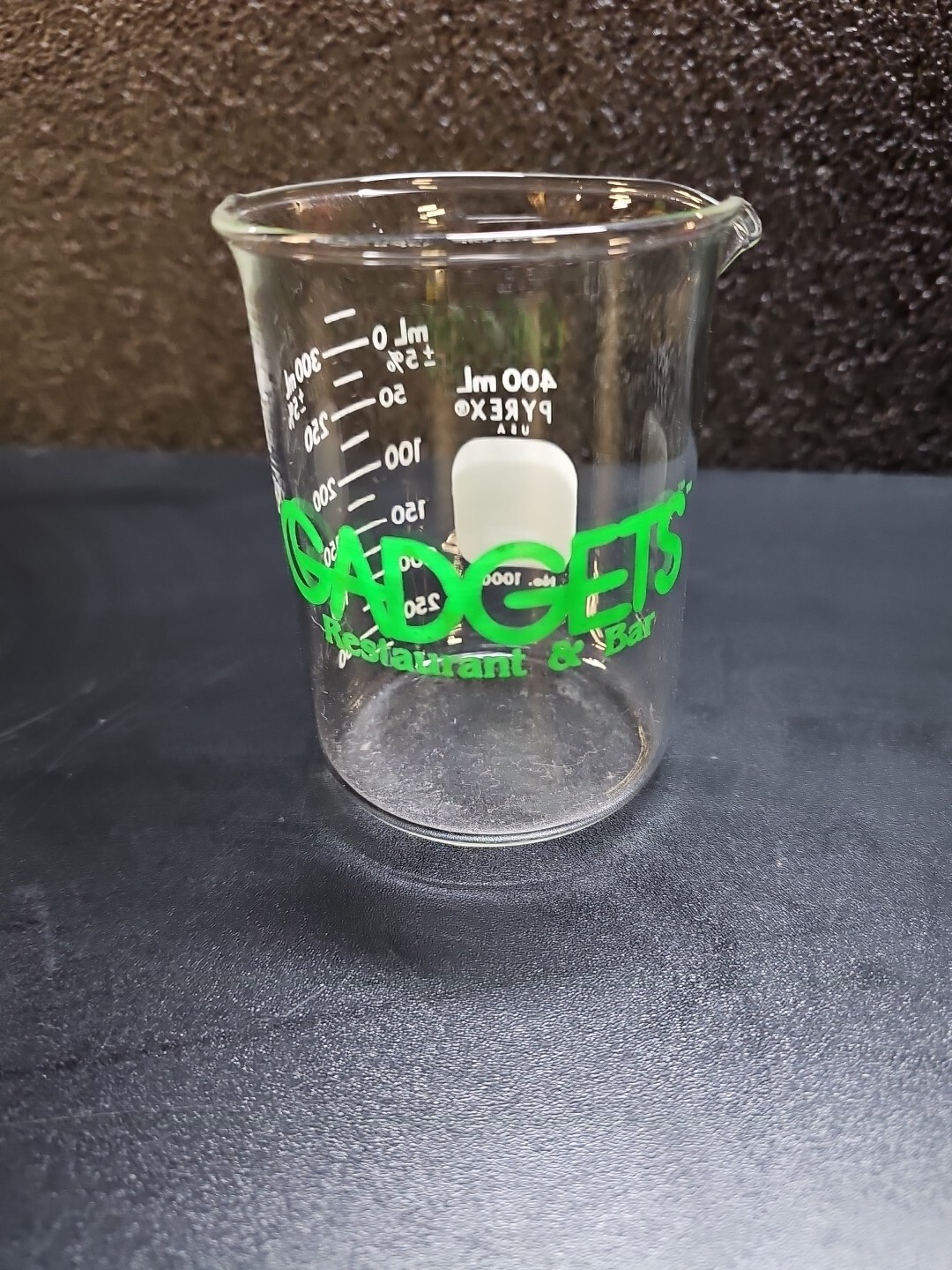 PYREX 1000, 400ml Beaker, Low Form, Graduated (Single) GADGETS BAR
