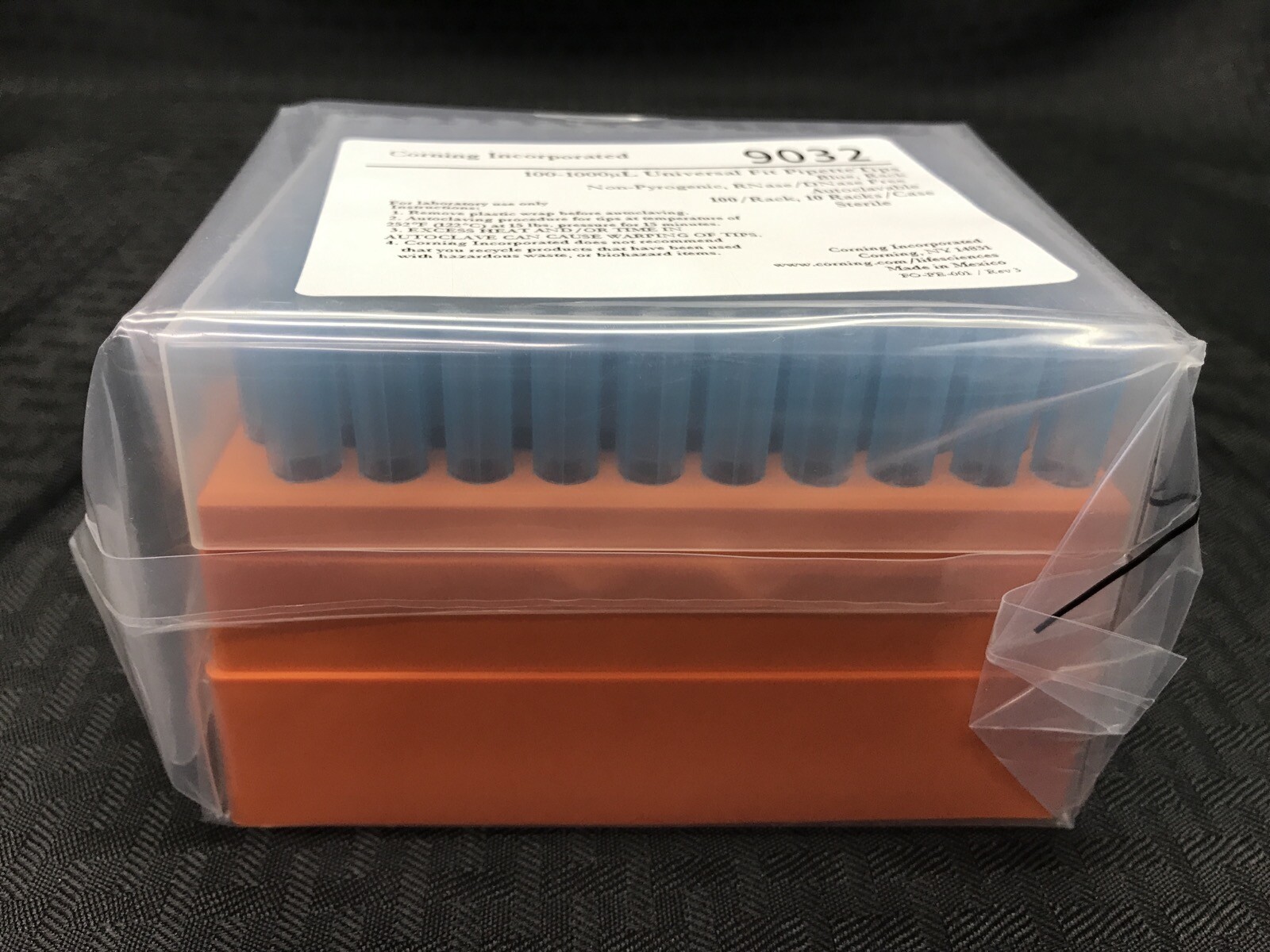 (1 Case) CORNING 100-1000uL Universal Fit Pipet Tips 10x 100/Rack Blue 9032