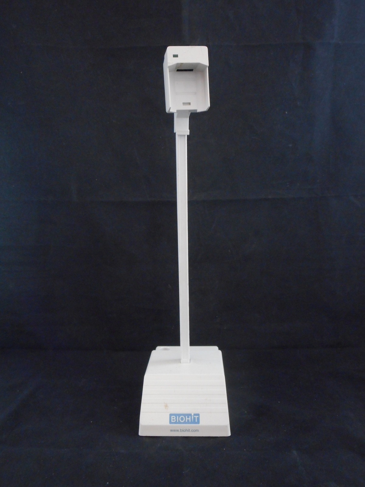 BIOHIT Power Supply 9V 200mA Replacement Pipette Charging Stand w/o Cable