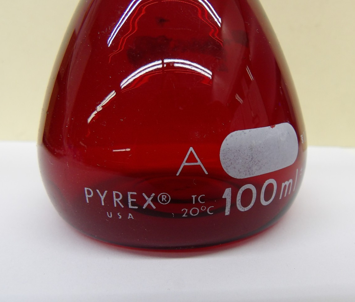 Pyrex 55640 100 ml Class A Volumetric Flask