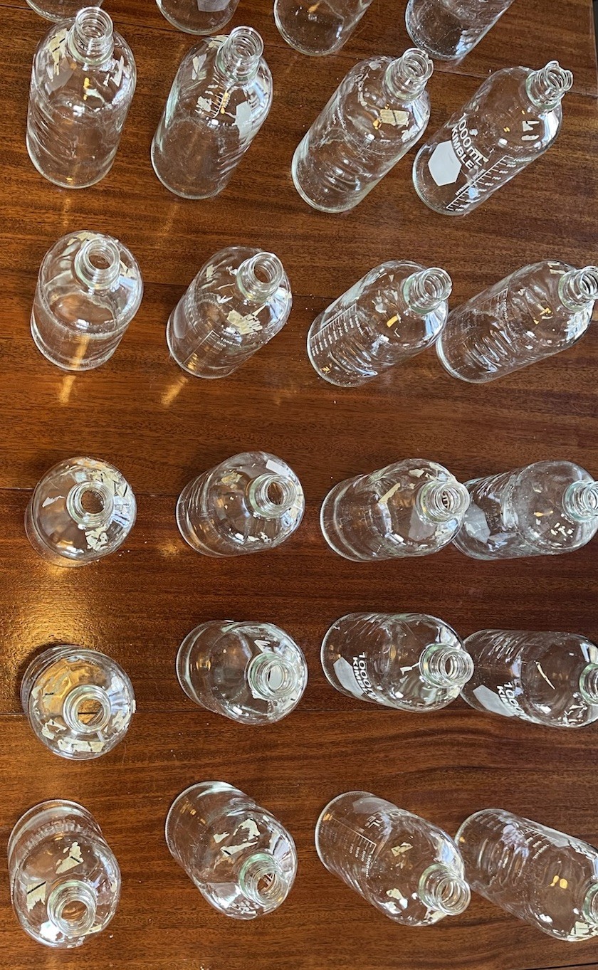 18-Pack Kimble 1000 mL Borosilicate Glass Autoclavable Media Bottles