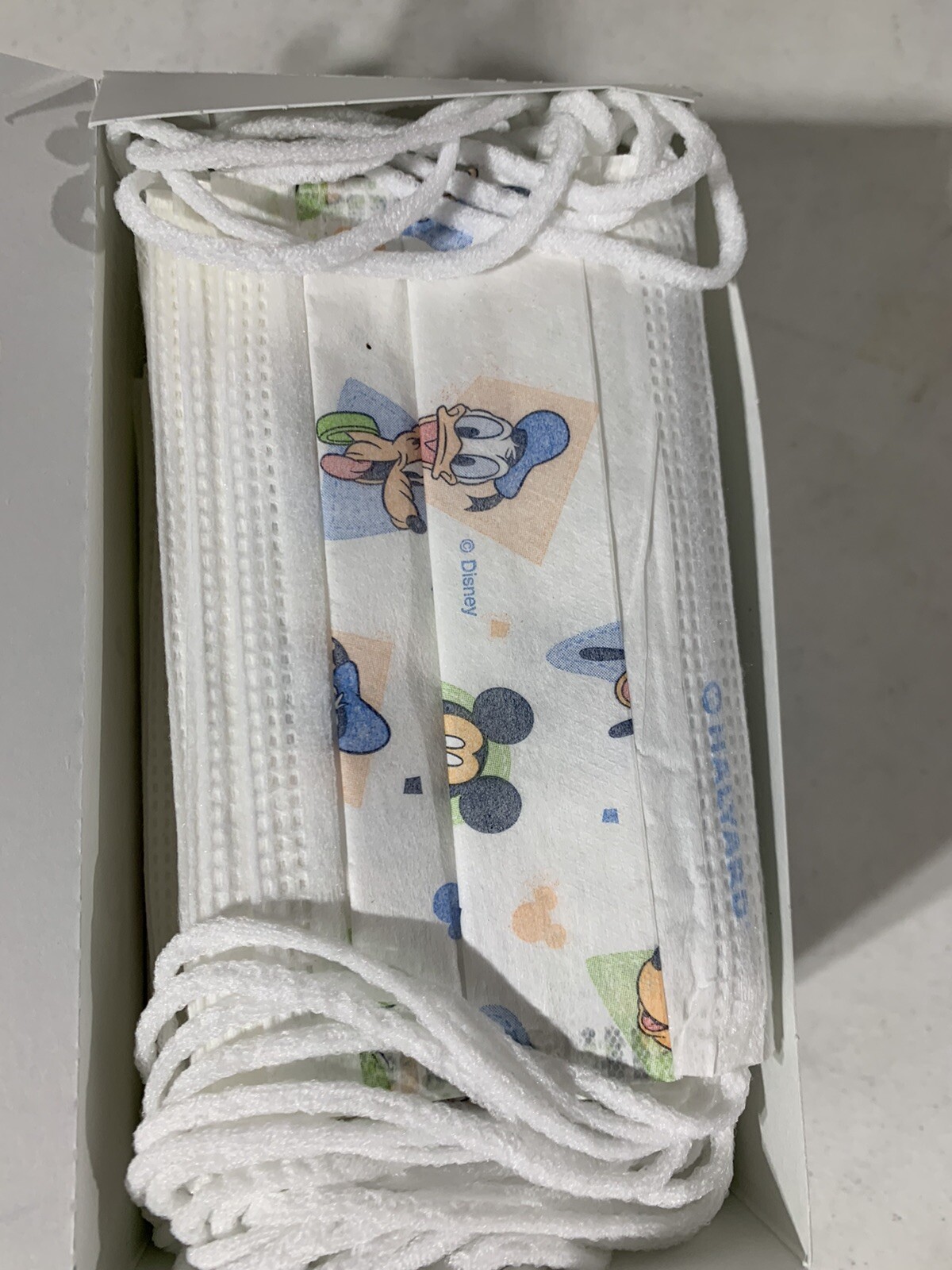 Disney Child’s face Mask 3285665 Halyard 75 Masks – Expire 2027 – free ship