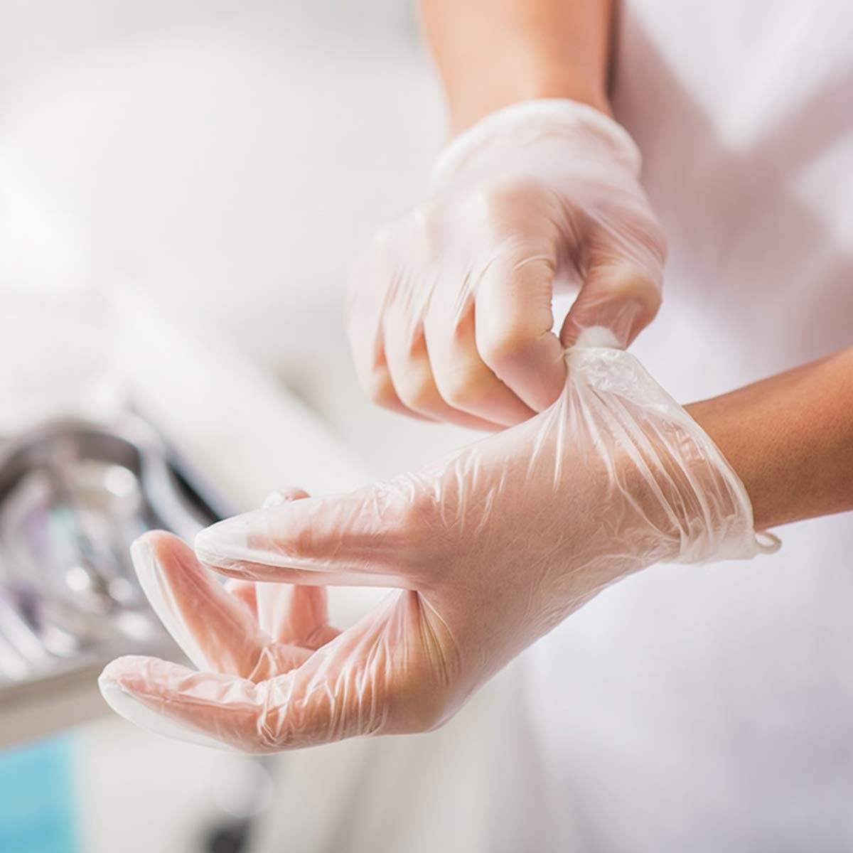 Basic Medical Clear Vinyl Exam Gloves – Latex-Free & Powder-Free – VGPF3002 (Cas